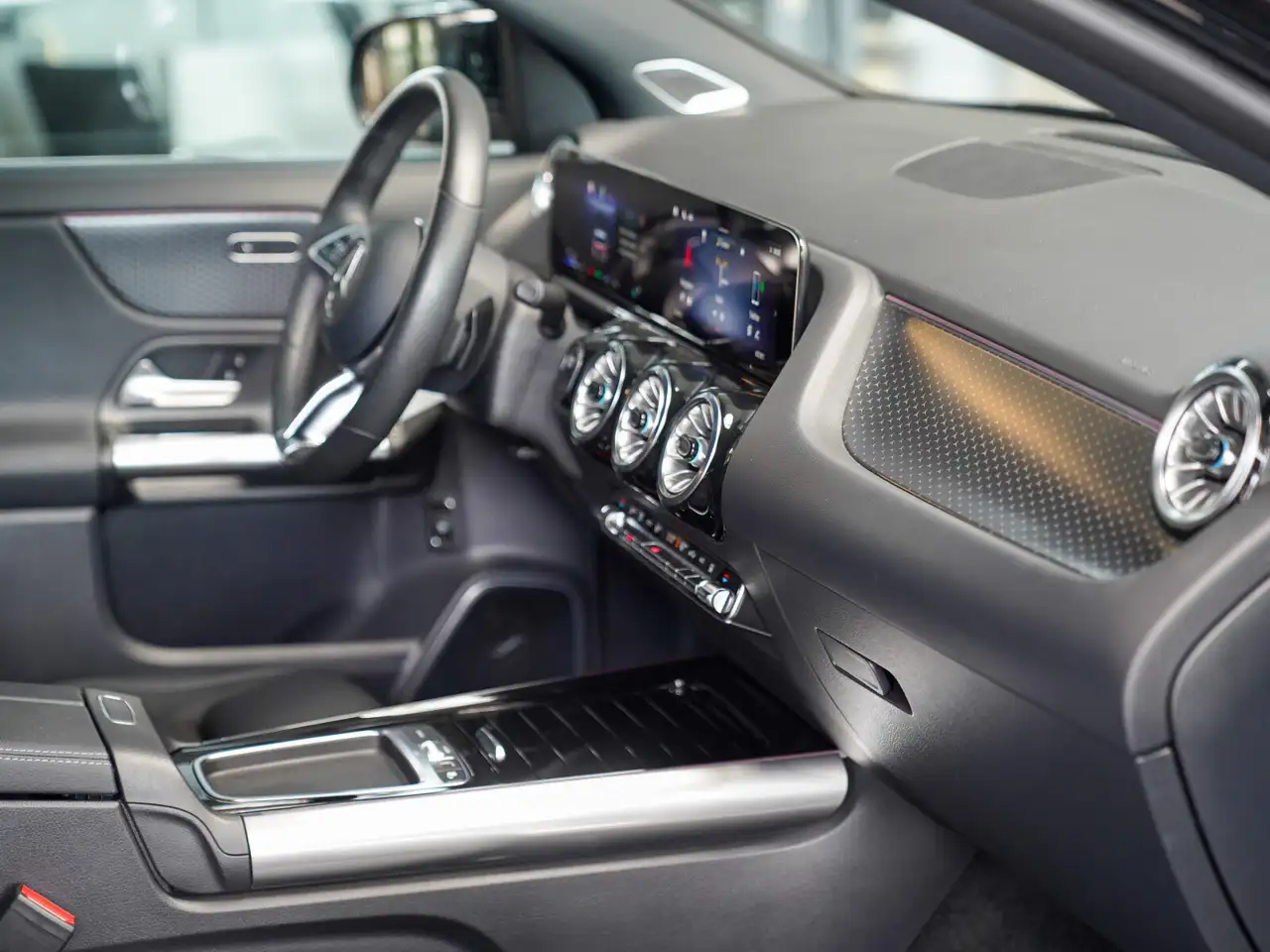 Mercedes-Benz EQA 350 4M AMG Vielspeiche Burmester 360° DISTRO, миниатюра 12