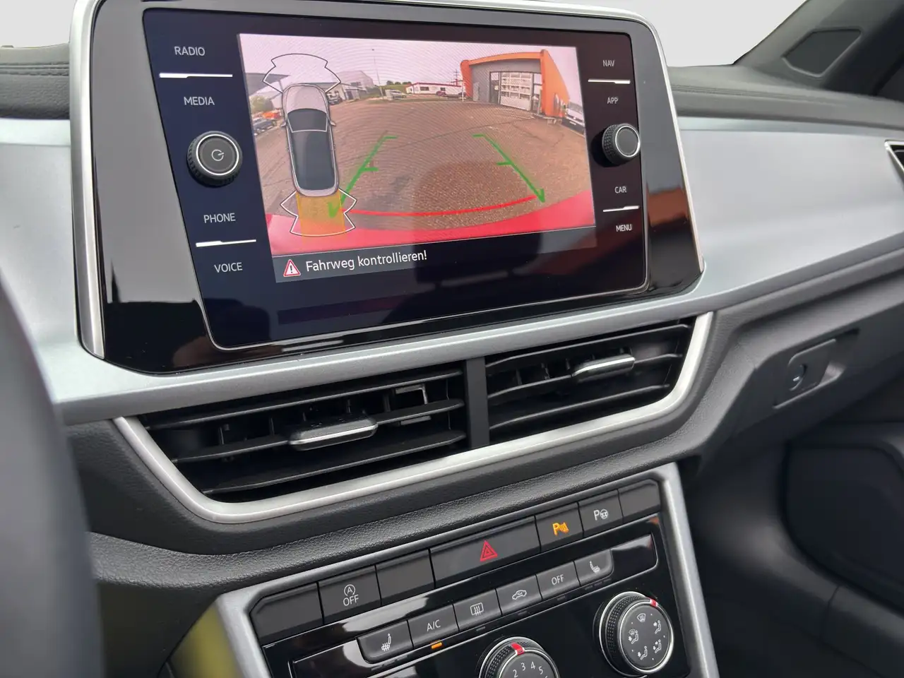 Volkswagen T-Roc Cabriolet Style 1.5 TSI 150 PS DSG KAMERA NAVI ACC, миниатюра 12