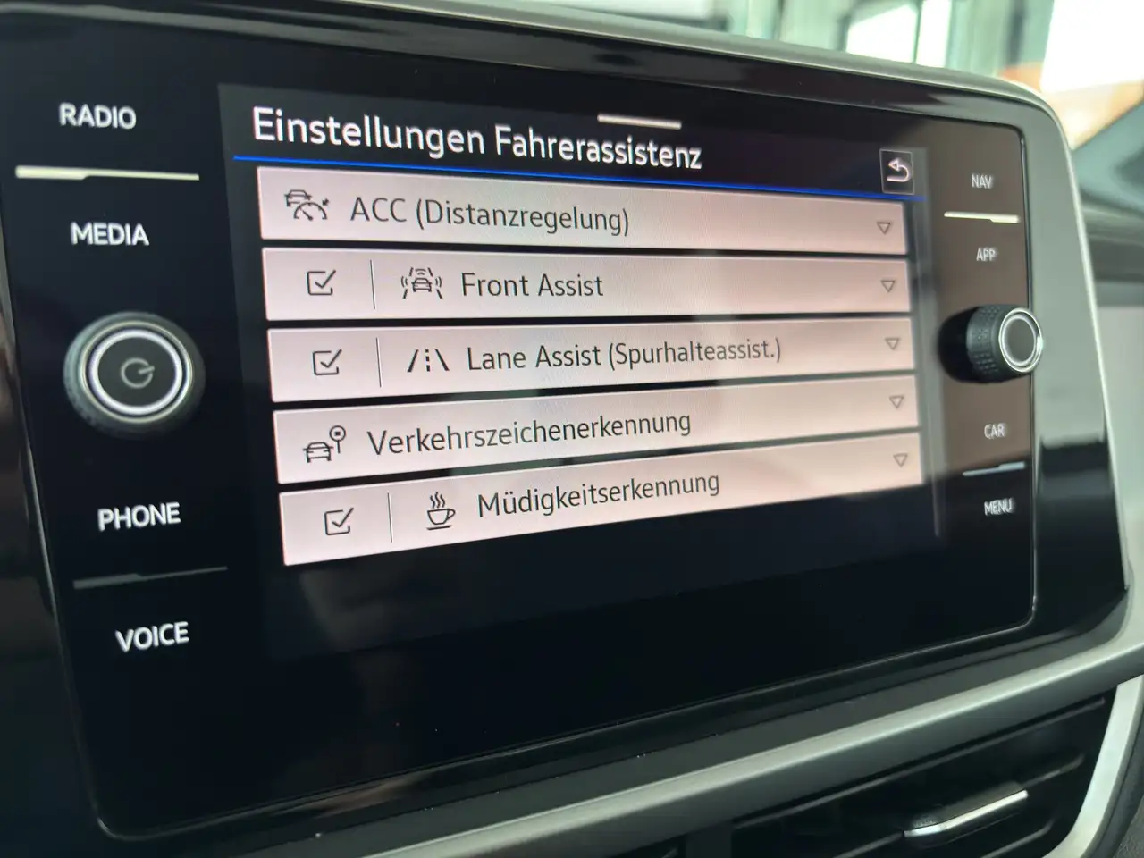 Volkswagen T-Roc Cabriolet Style 1.5 TSI 150 PS DSG KAMERA NAVI ACC, миниатюра 23