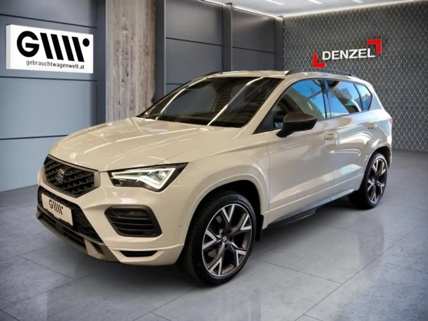 SEAT Ateca 2,0 FR 4WD TDI DSG Weiß - 1