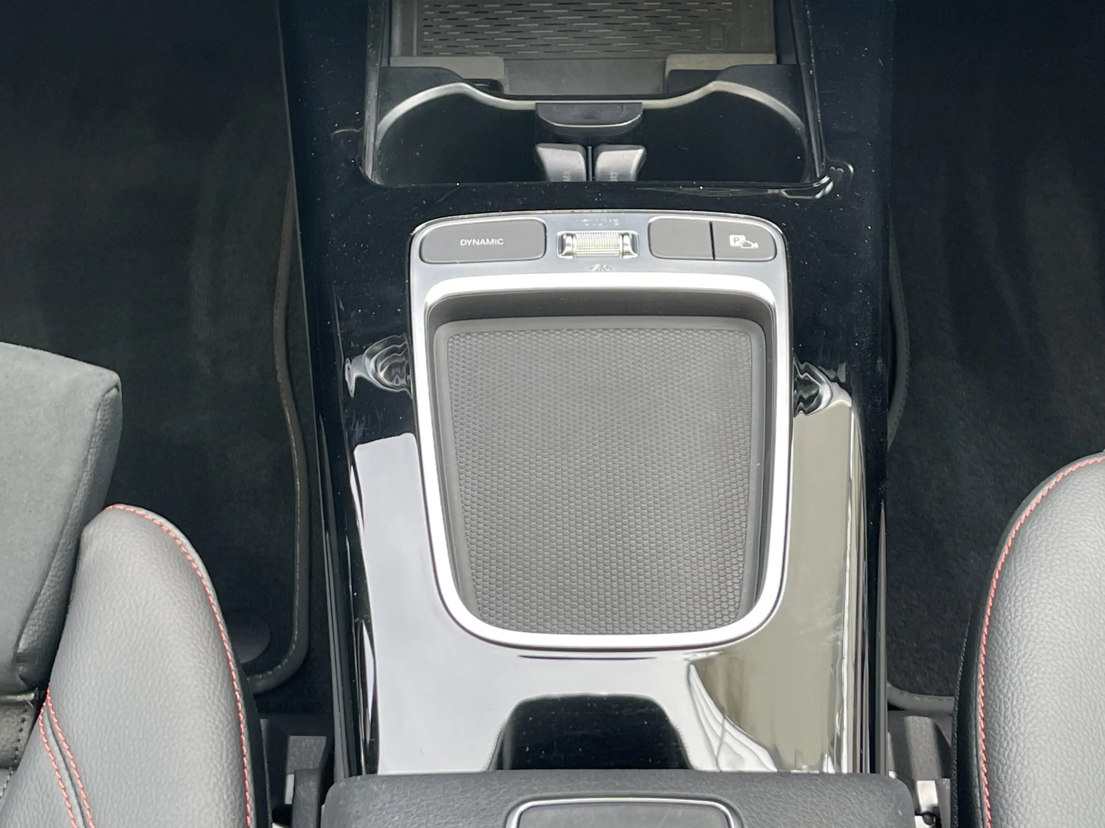 Mercedes-Benz CLA 35 AMG 4M Speedshift AMG Line Advanced Plus — photo 13