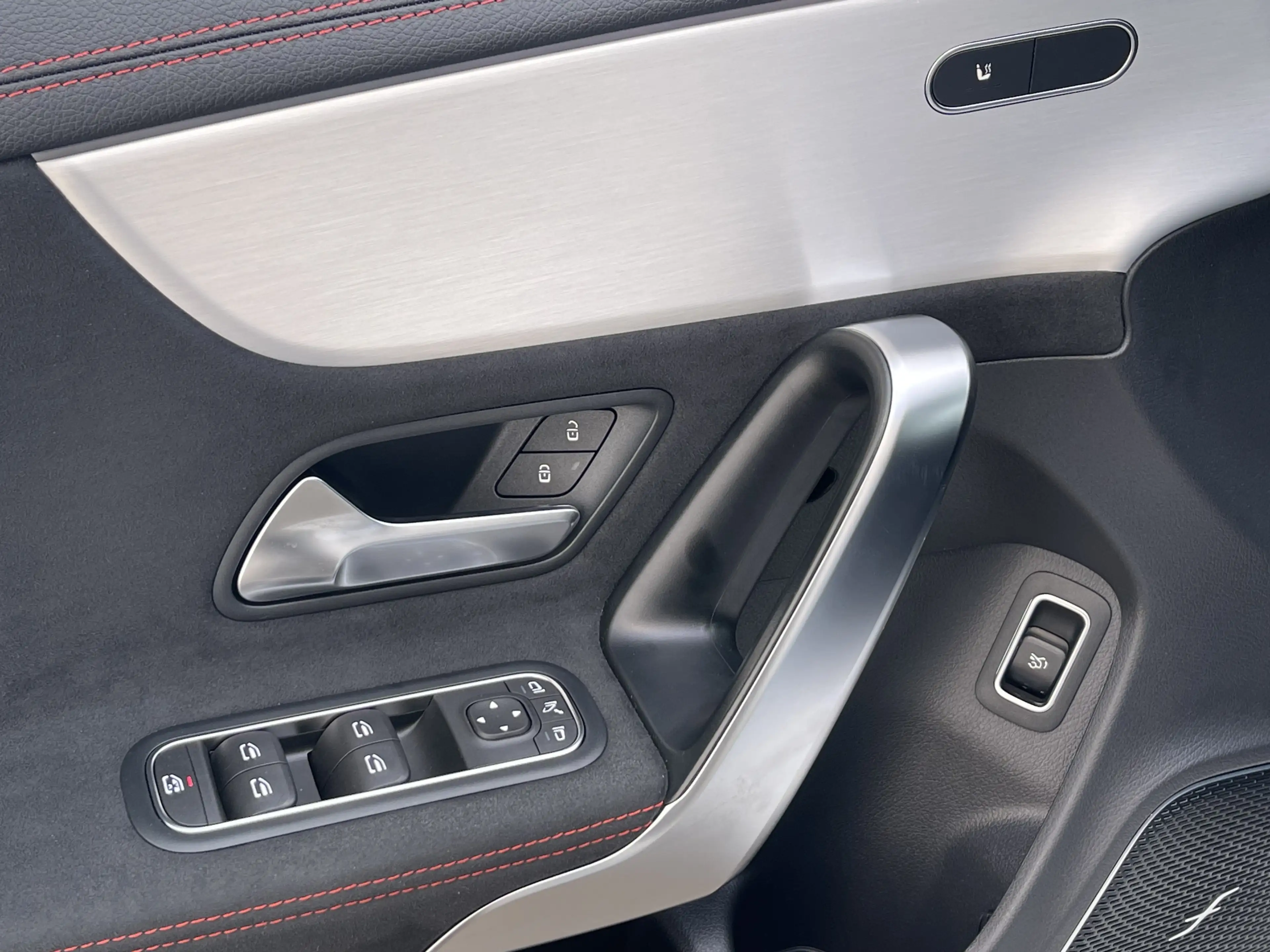 Mercedes-Benz CLA 35 AMG 4M Speedshift AMG Line Advanced Plus — photo 9