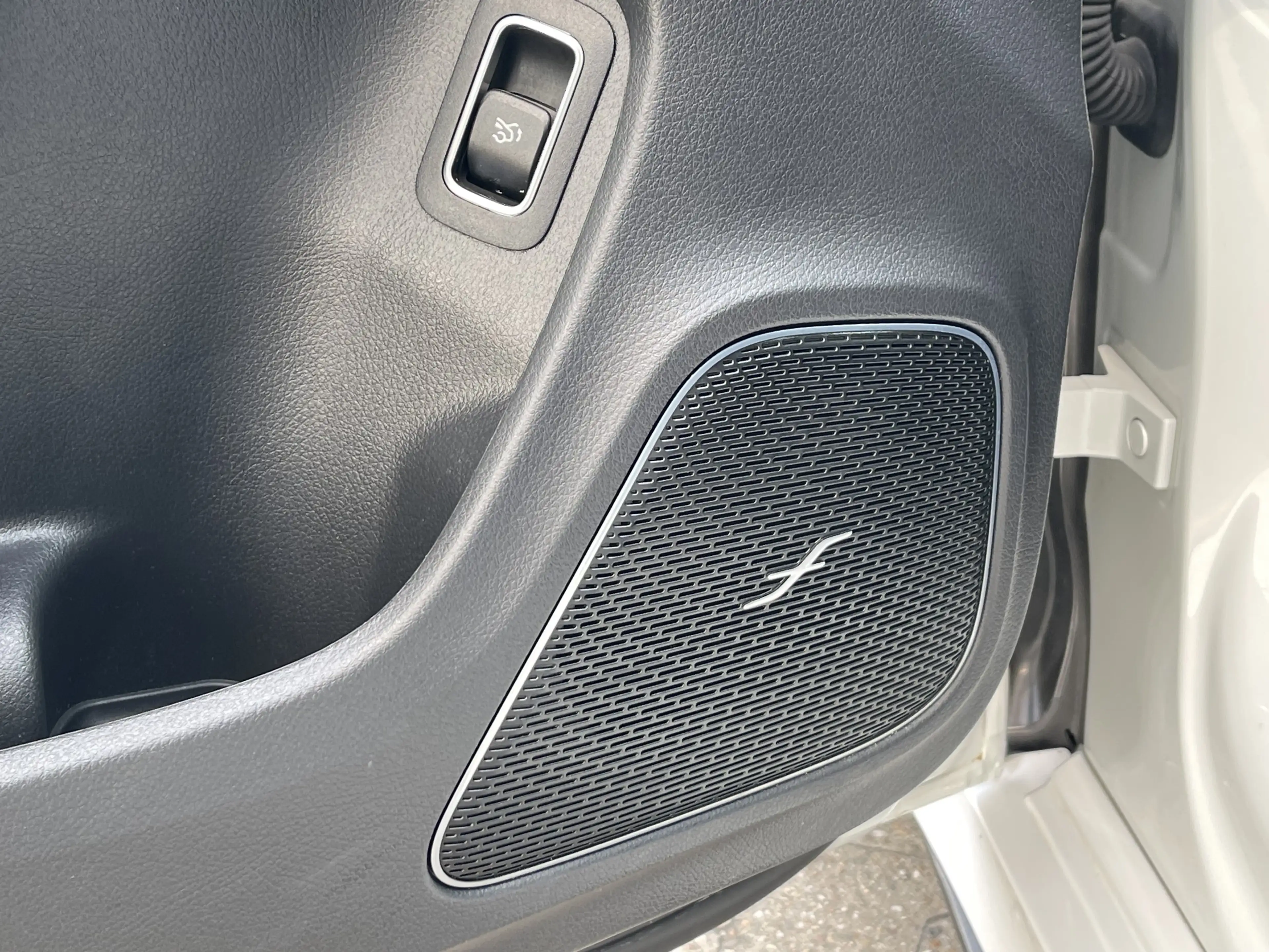 Mercedes-Benz CLA 35 AMG 4M Speedshift AMG Line Advanced Plus — photo 10