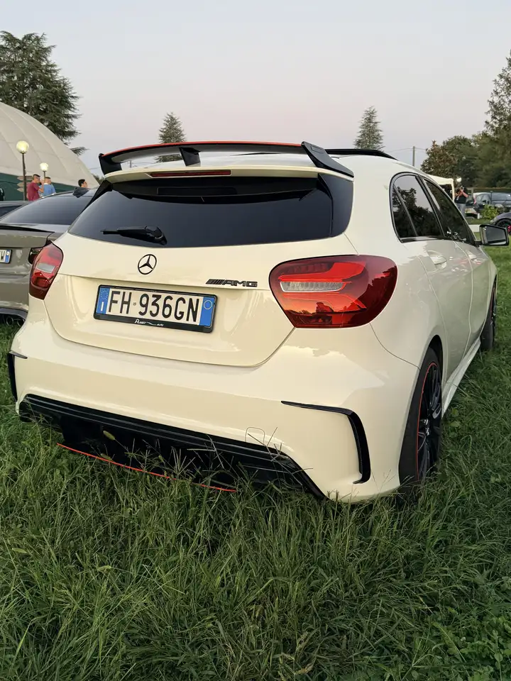 Mercedes-Benz A 200