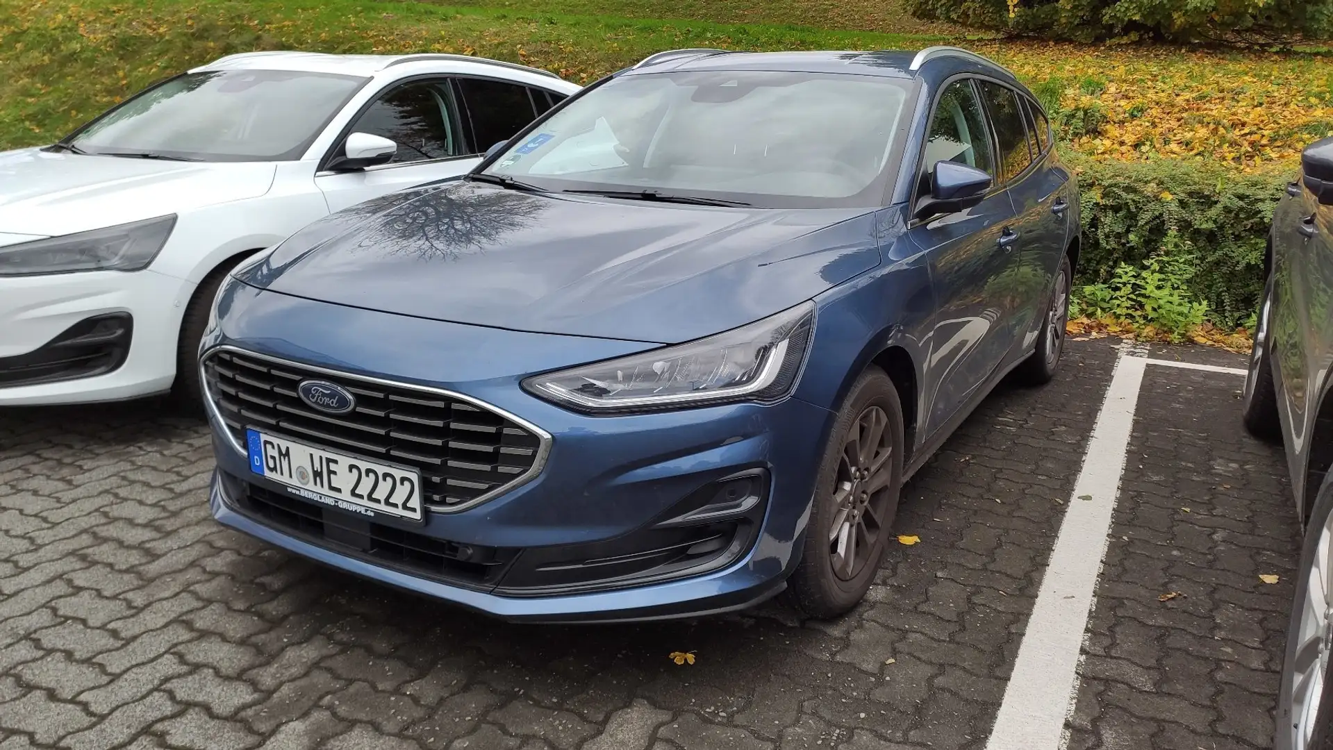 Ford Focus TITANIUM 1.0L EB 125PS M6 Blau - 1