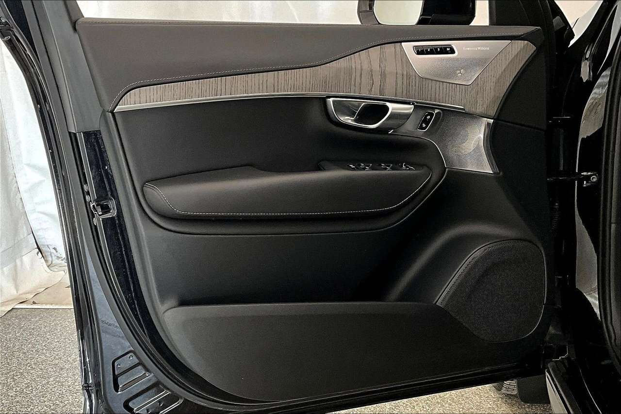 2024 Volvo XC90 ULTIMATE BRIGHT BOWERS & WILKINS - 22'' WHEELS - H thumb 18