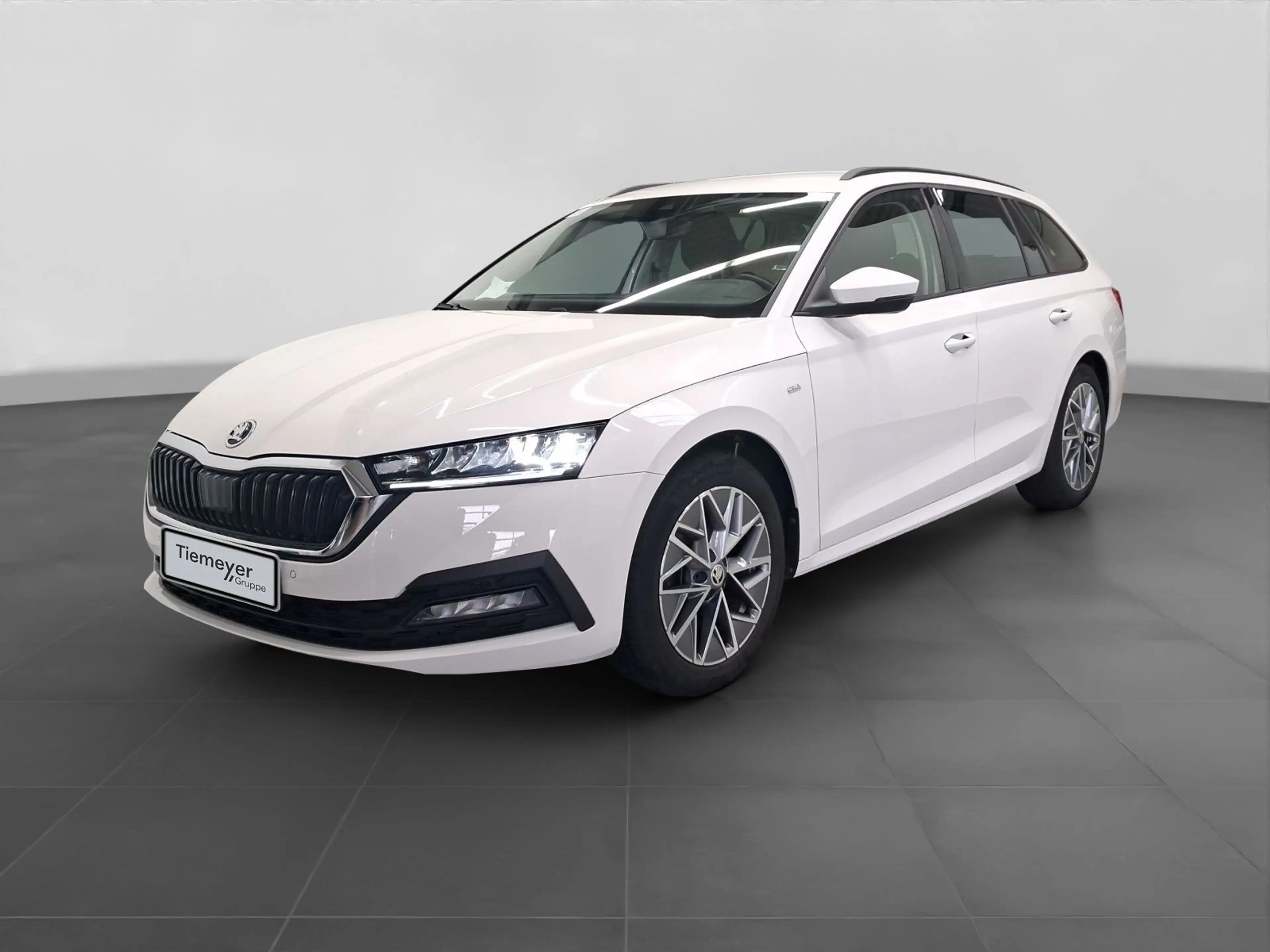 Skoda Octavia Combi 2.0 TDI DSG TOUR LED NAVI AHK — photo 2