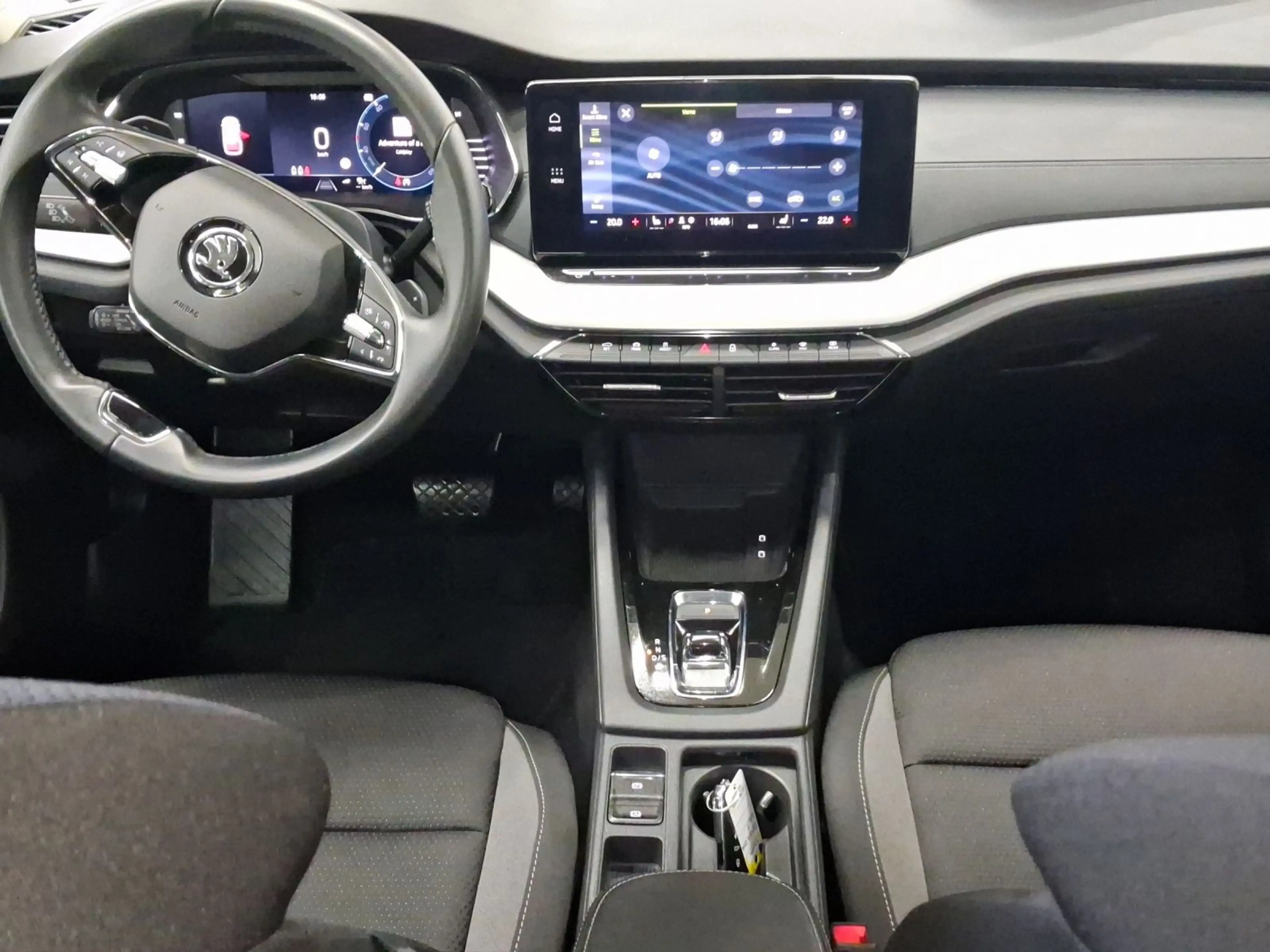 Skoda Octavia Combi 2.0 TDI DSG TOUR LED NAVI AHK — photo 5