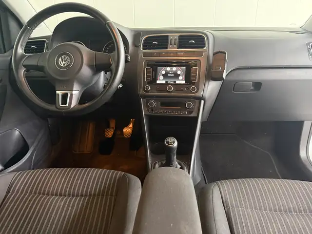 Volkswagen Polo view 15