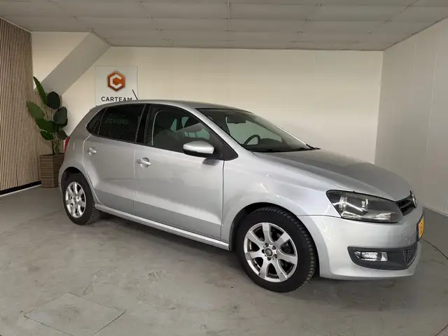 Volkswagen Polo view 10