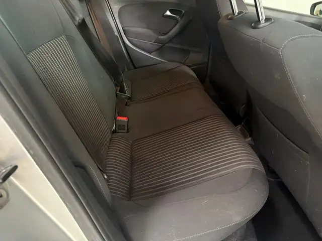 Volkswagen Polo view 13
