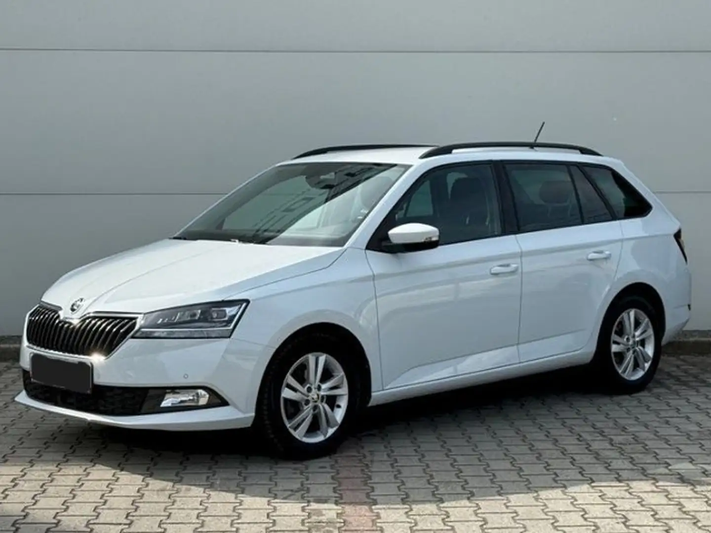 Skoda Fabia Combi Style LED ACC SHZ RFK KLIMA ALU Blanc - 2