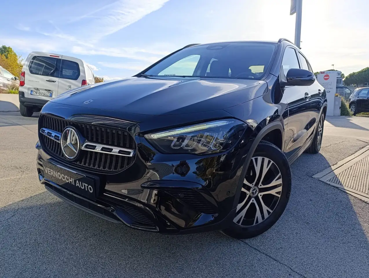 Mercedes-Benz GLA 200