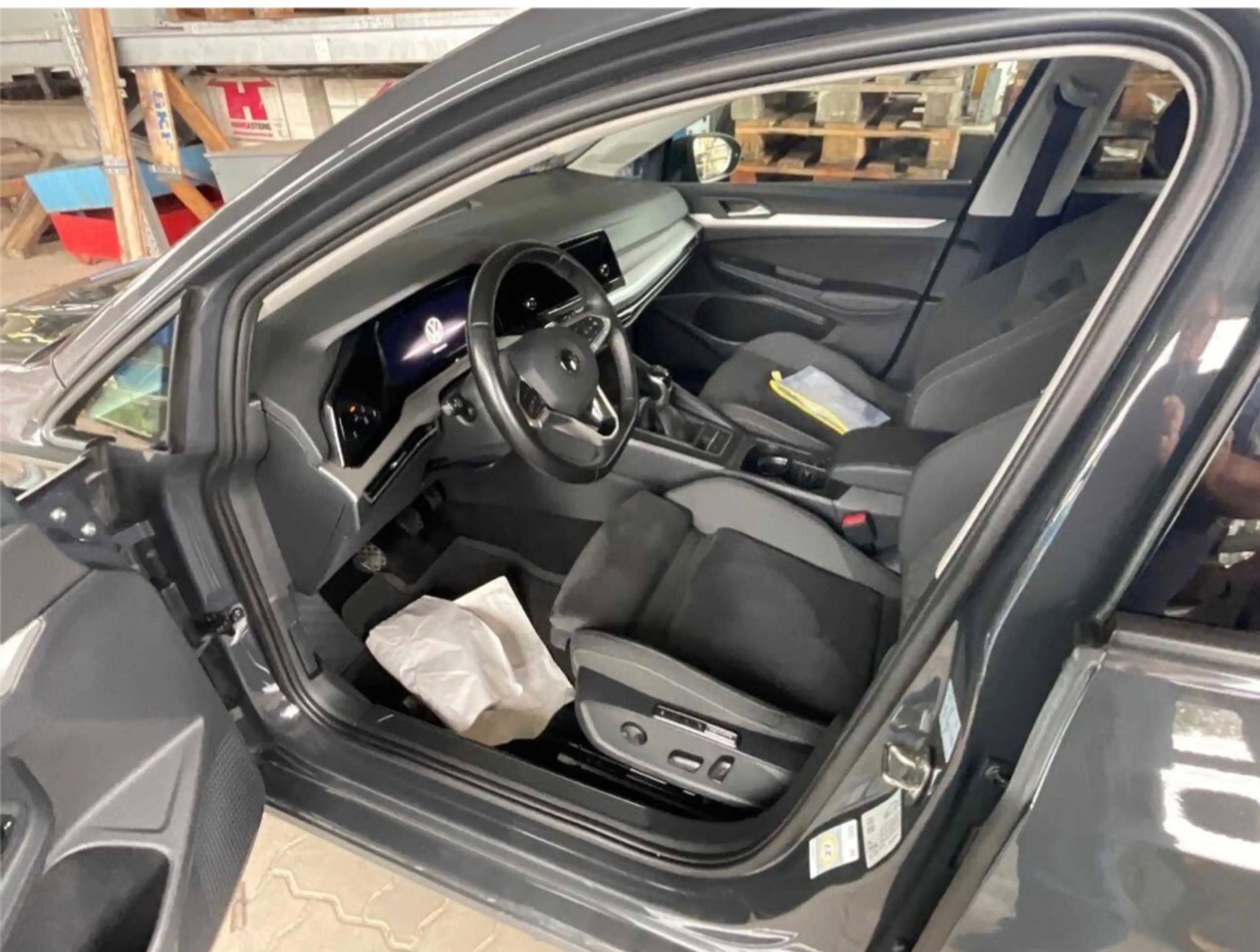 Volkswagen Golf Variant 2.0 TDI Life+1.HAND+ACC+KLIMATRONIK+LED+6 GANG+PDC+KAMERA+SHZ+TEMPOMAT — photo 6