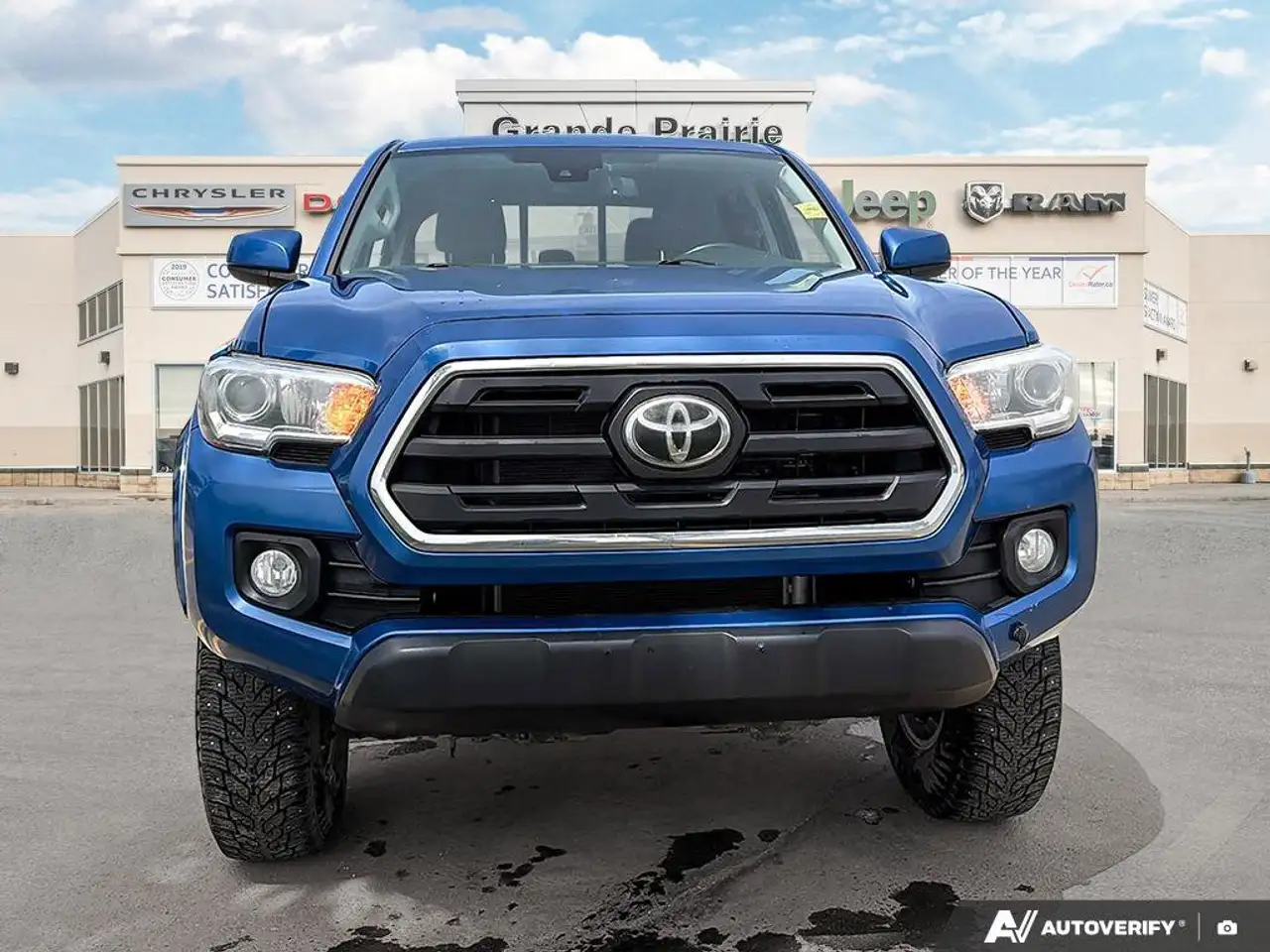 Toyota Tacoma снимка Toyota Tacoma