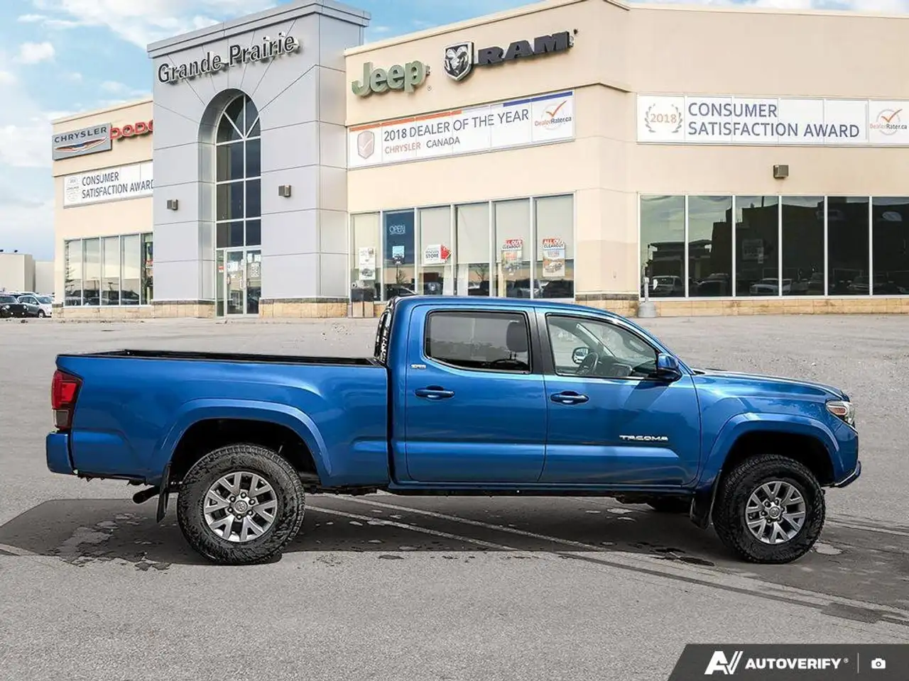 Toyota Tacoma снимка Toyota Tacoma