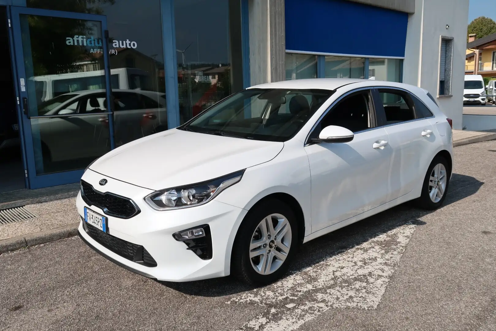 Kia Ceed / cee'd 1.6 CRDi 115 CV DCT 5p. Business Class Bianco - 1