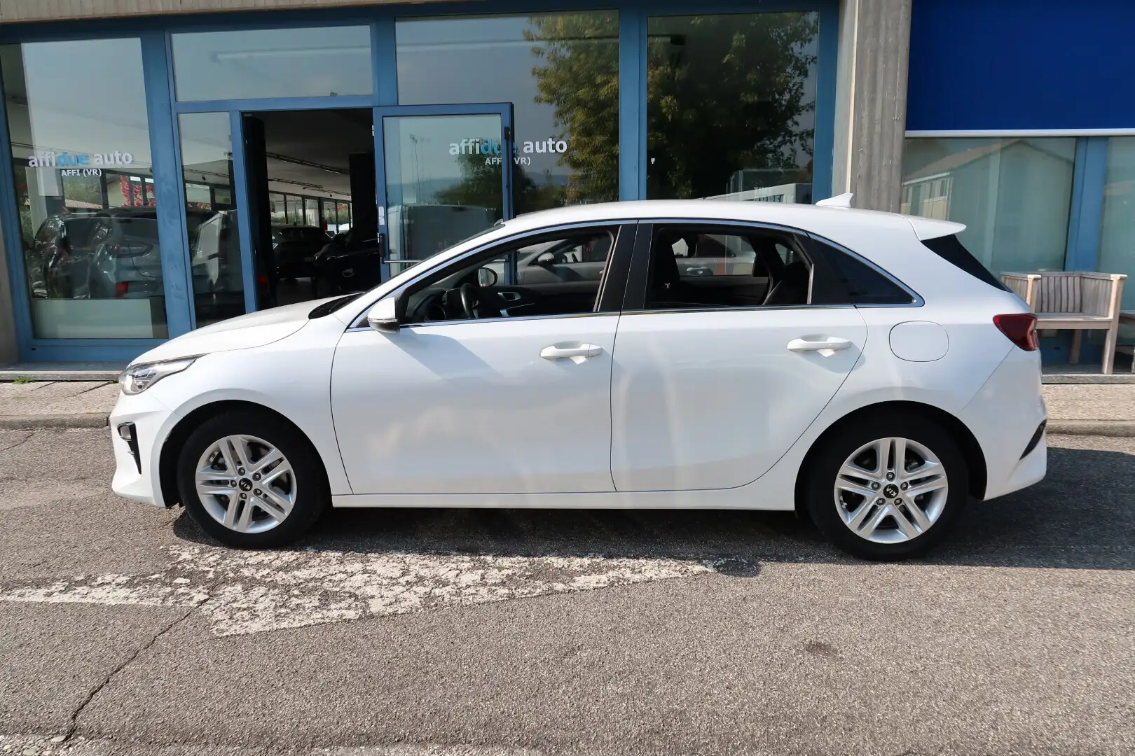 Kia Ceed / cee'd 1.6 CRDi 115 CV DCT 5p. Business Class Bianco - 2