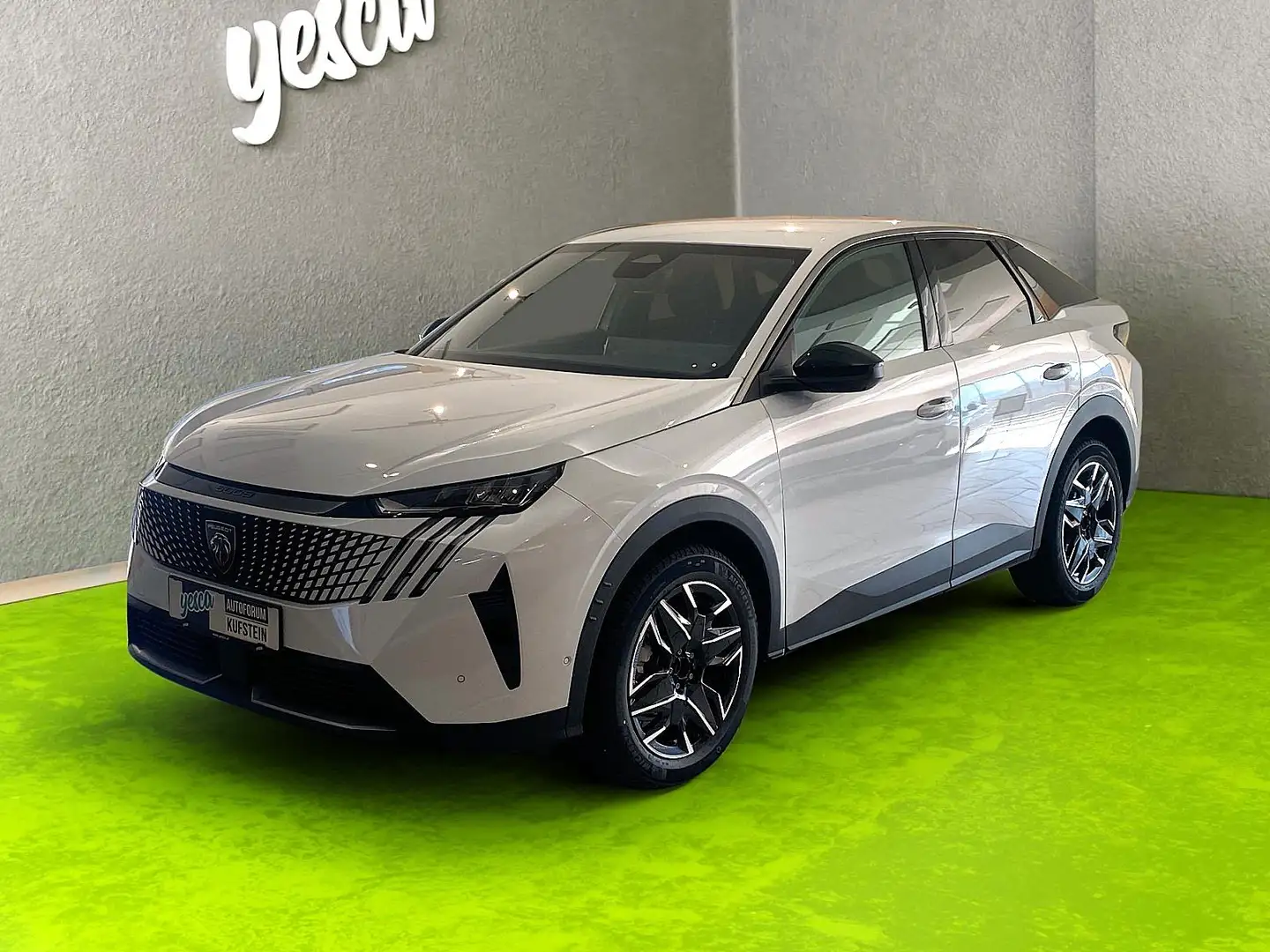 Peugeot 3008 Hybrid 145 Allure Weiß - 1