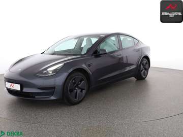Model 3 RWD 60 kWh KAMERA,ACC,KEYLESS,WÄRMEPUMPE