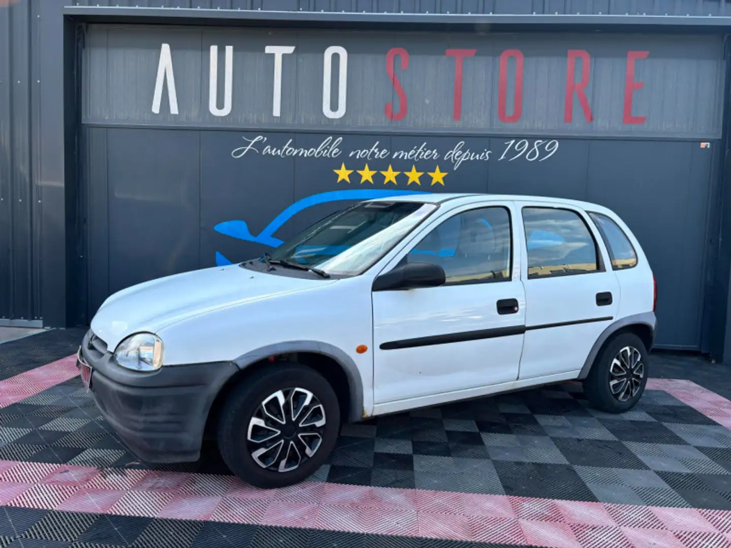Opel Corsa 1.4 CITY 5P - 1