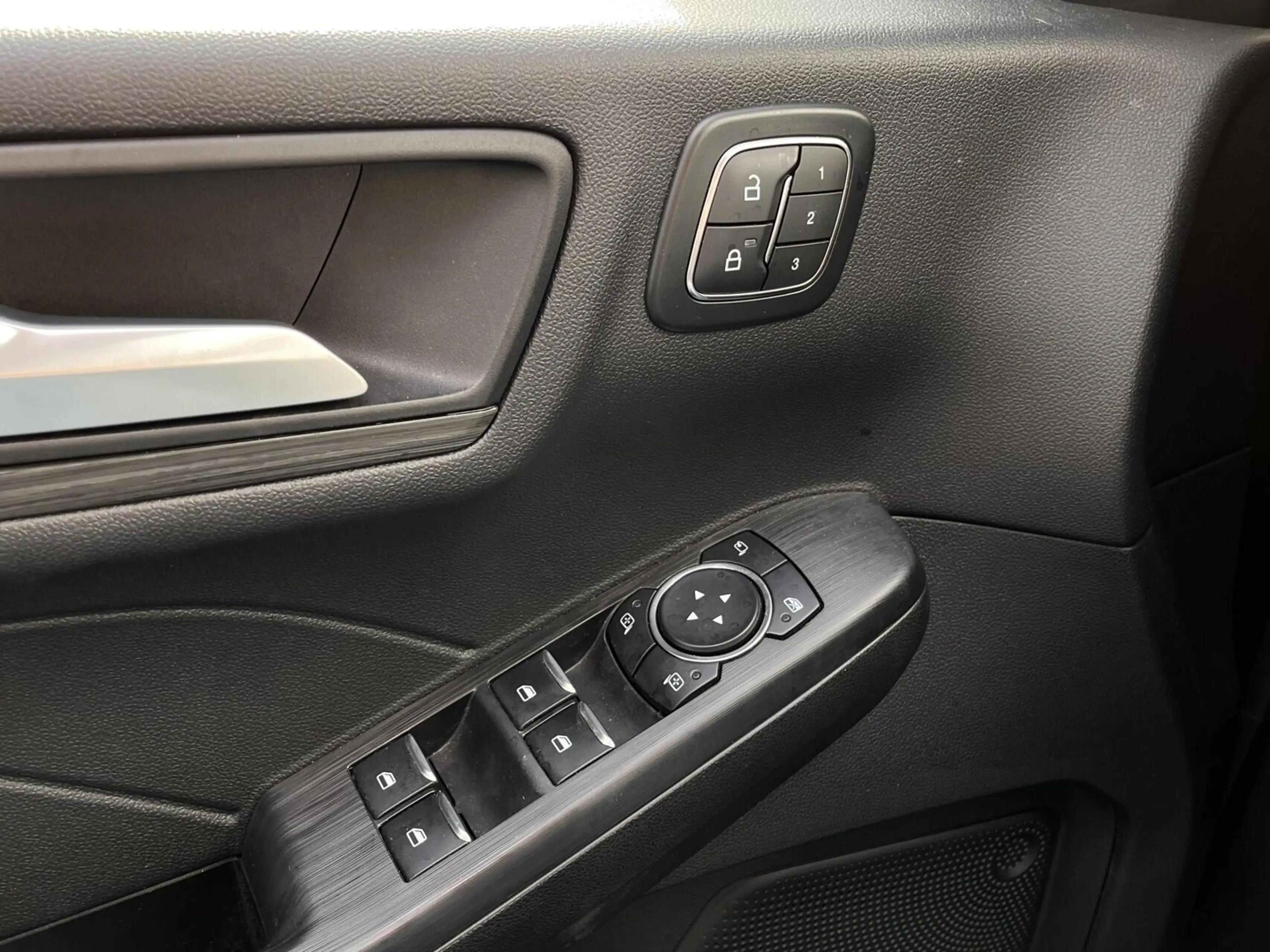 Ford Kuga 2.5 PHEV Active X 243PK Winterpack Adaptieve Cruis — photo 26