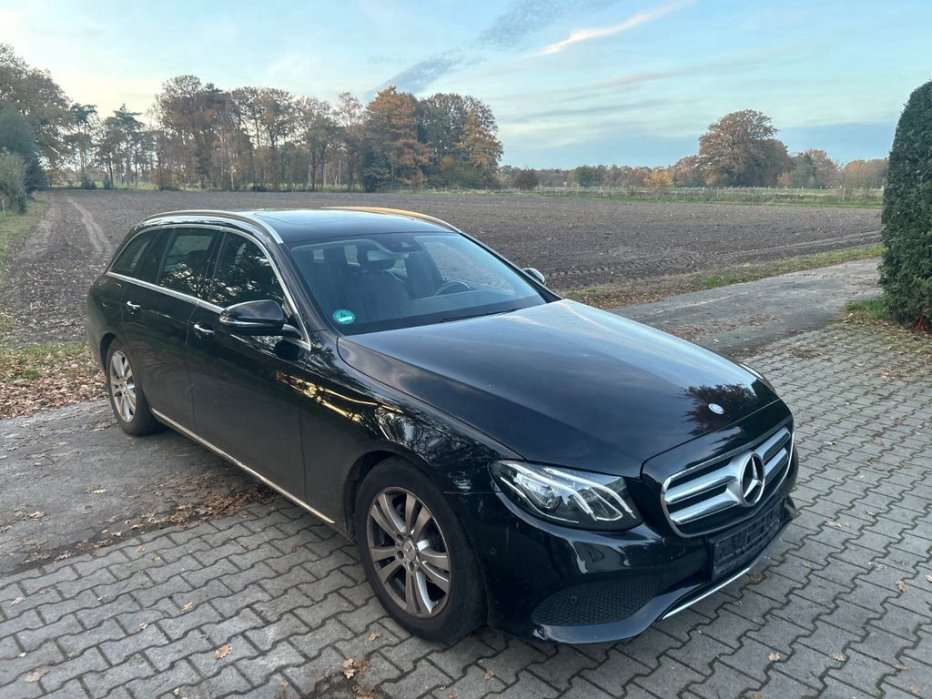 Second hand Mercedes Benz E-Class 