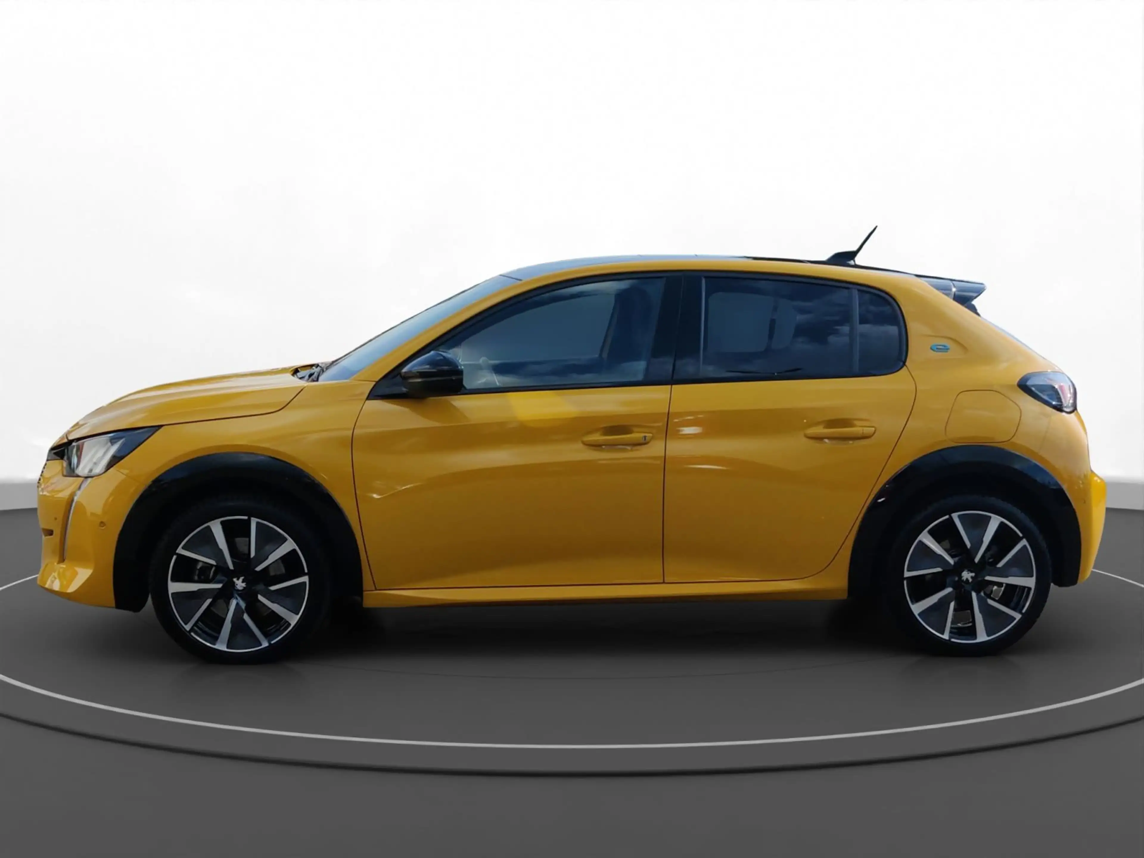 Peugeot 208 E-208 GT PACK — photo 17
