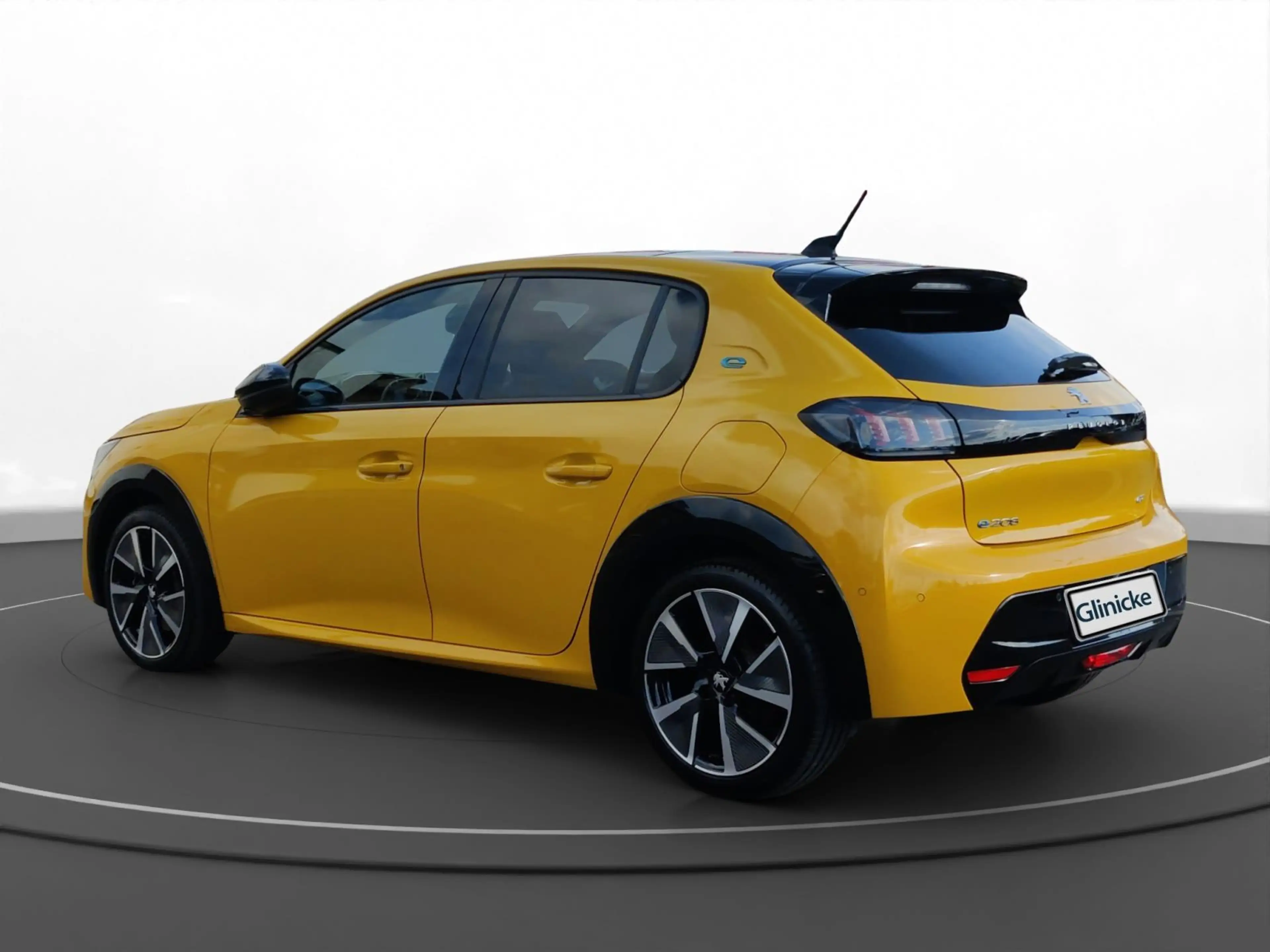 Peugeot 208 E-208 GT PACK — photo 7