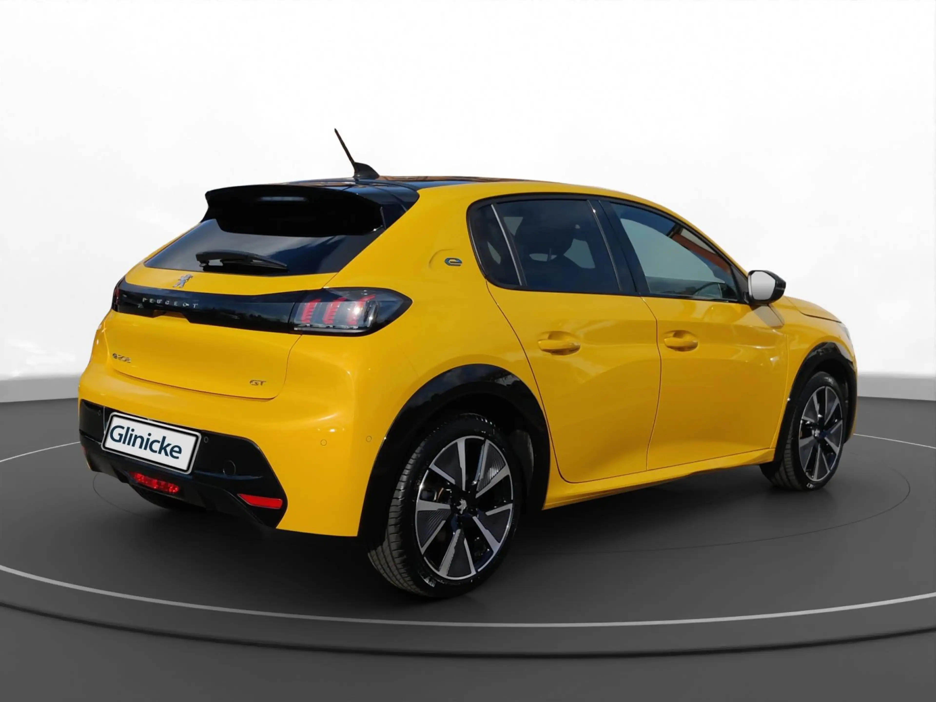 Peugeot 208 E-208 GT PACK — photo 18
