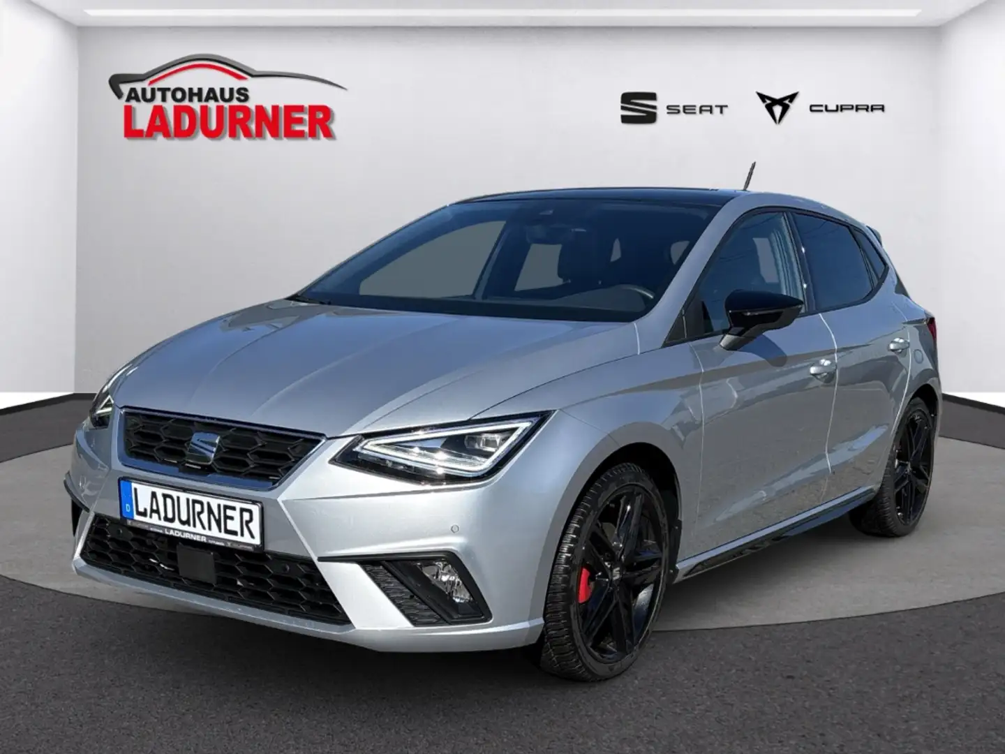 SEAT Ibiza 1.0 TSI FR Black Edition*PANO+NAVI* 199€mtl Silber - 2