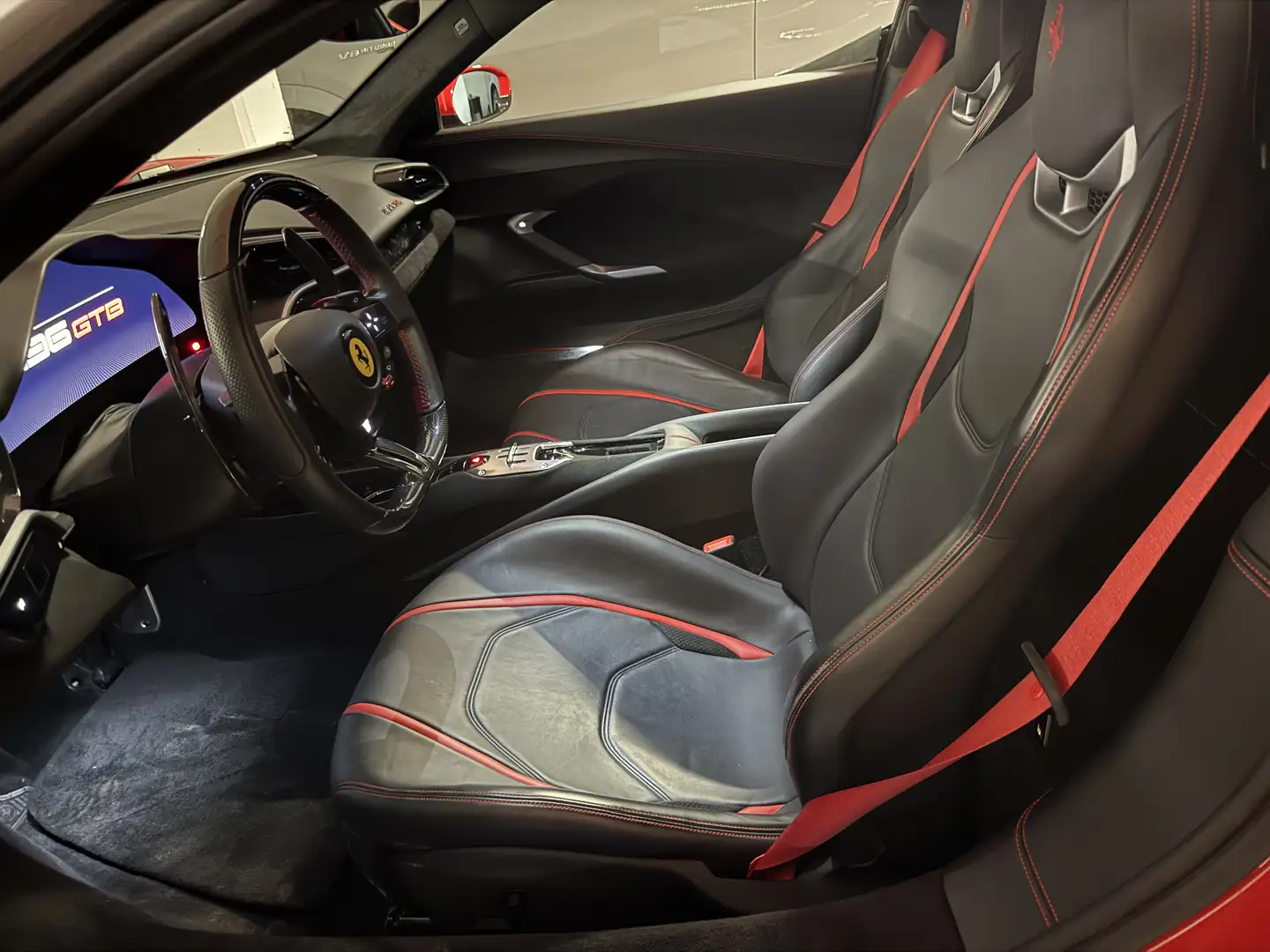 Ferrari 296 296 GTB GTB 3.0 Rosso - 2