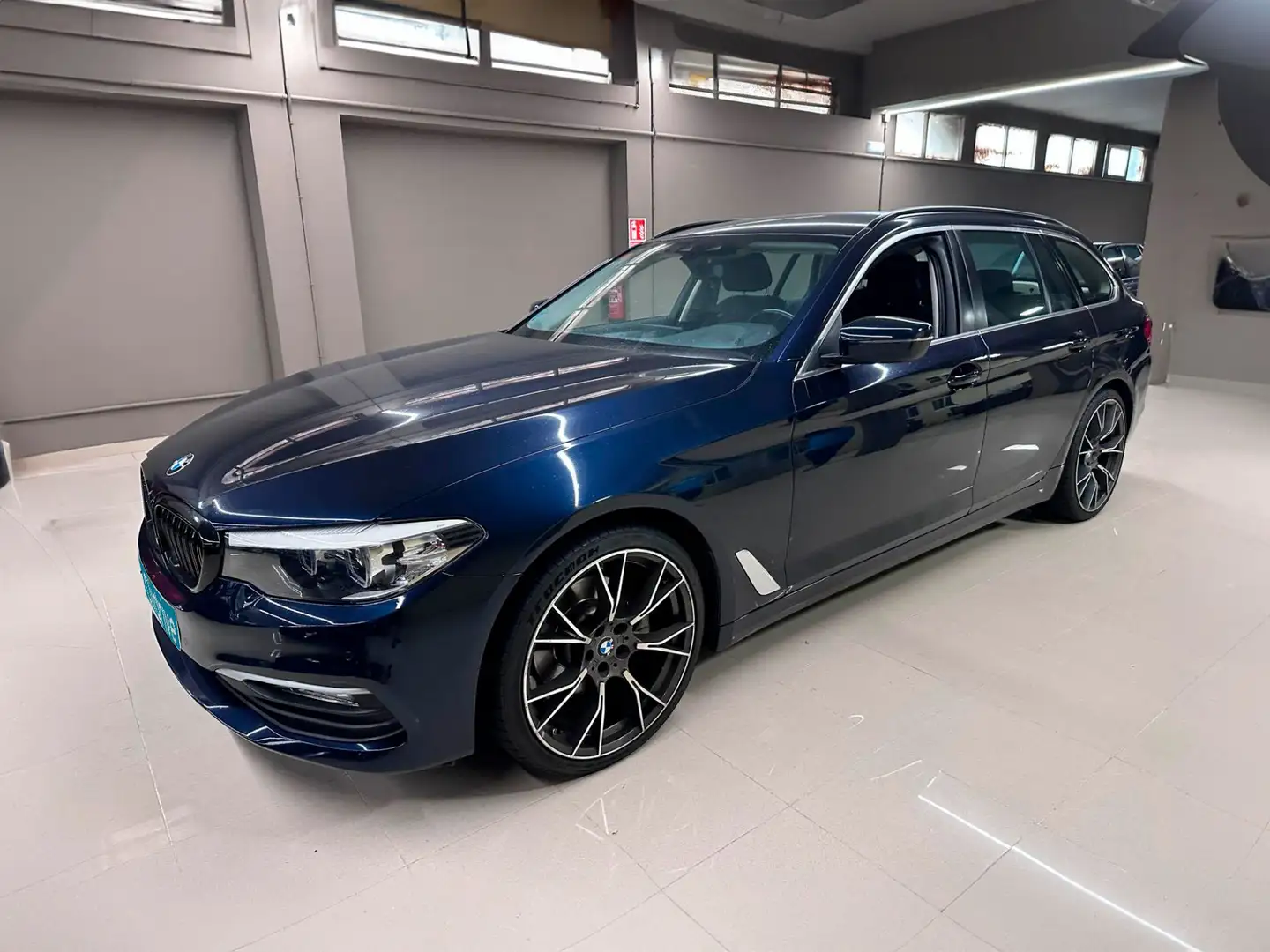 BMW 520 520dA Touring Azul - 2
