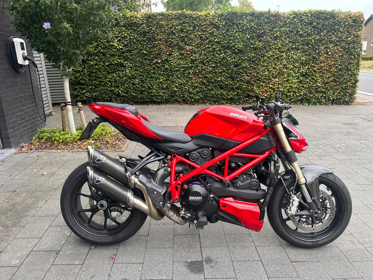 Ducati Streetfighter