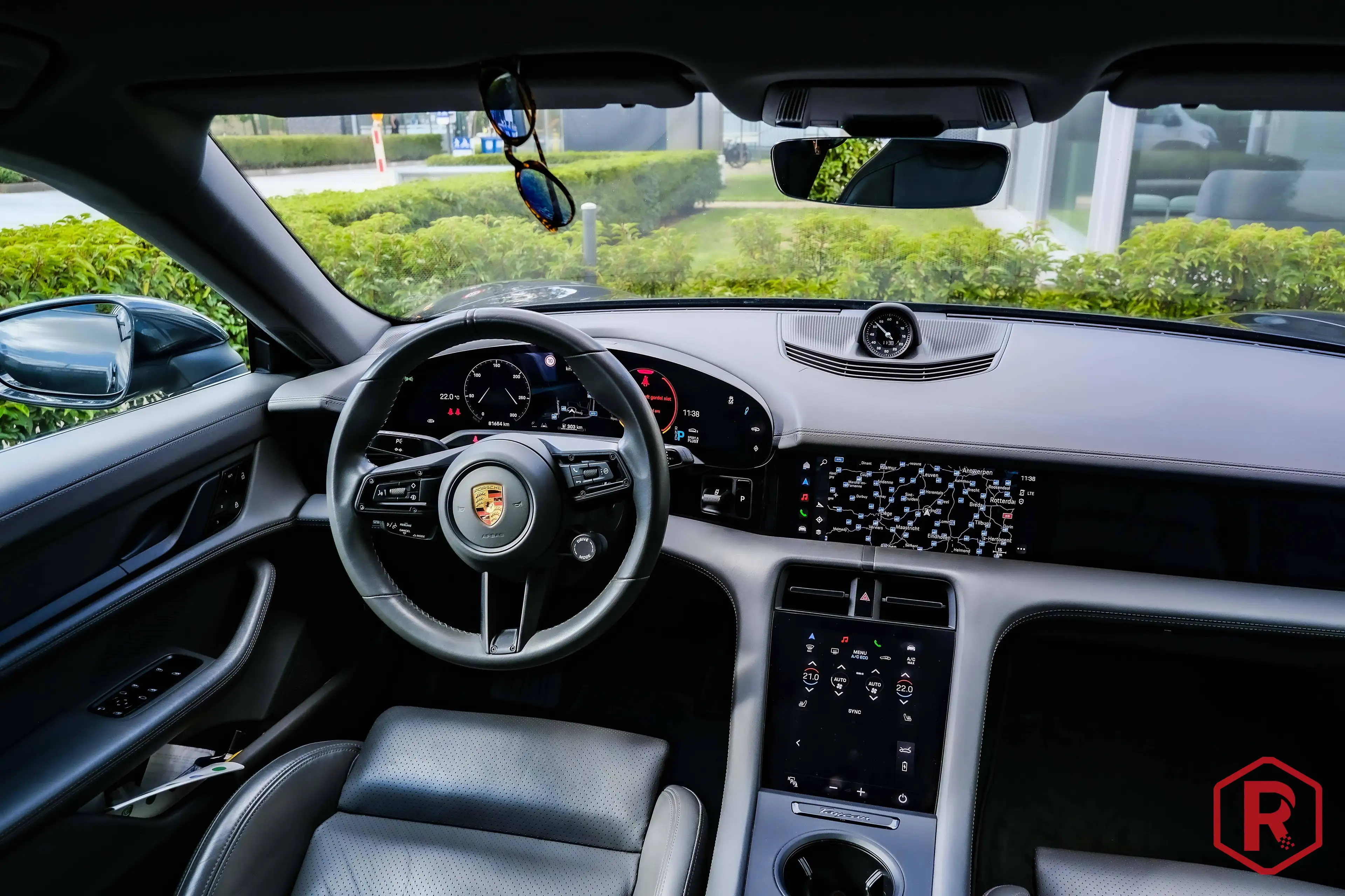 Porsche Taycan 4S Sport Chrono BOSE Matrix Luchtvering Garantie — photo 9