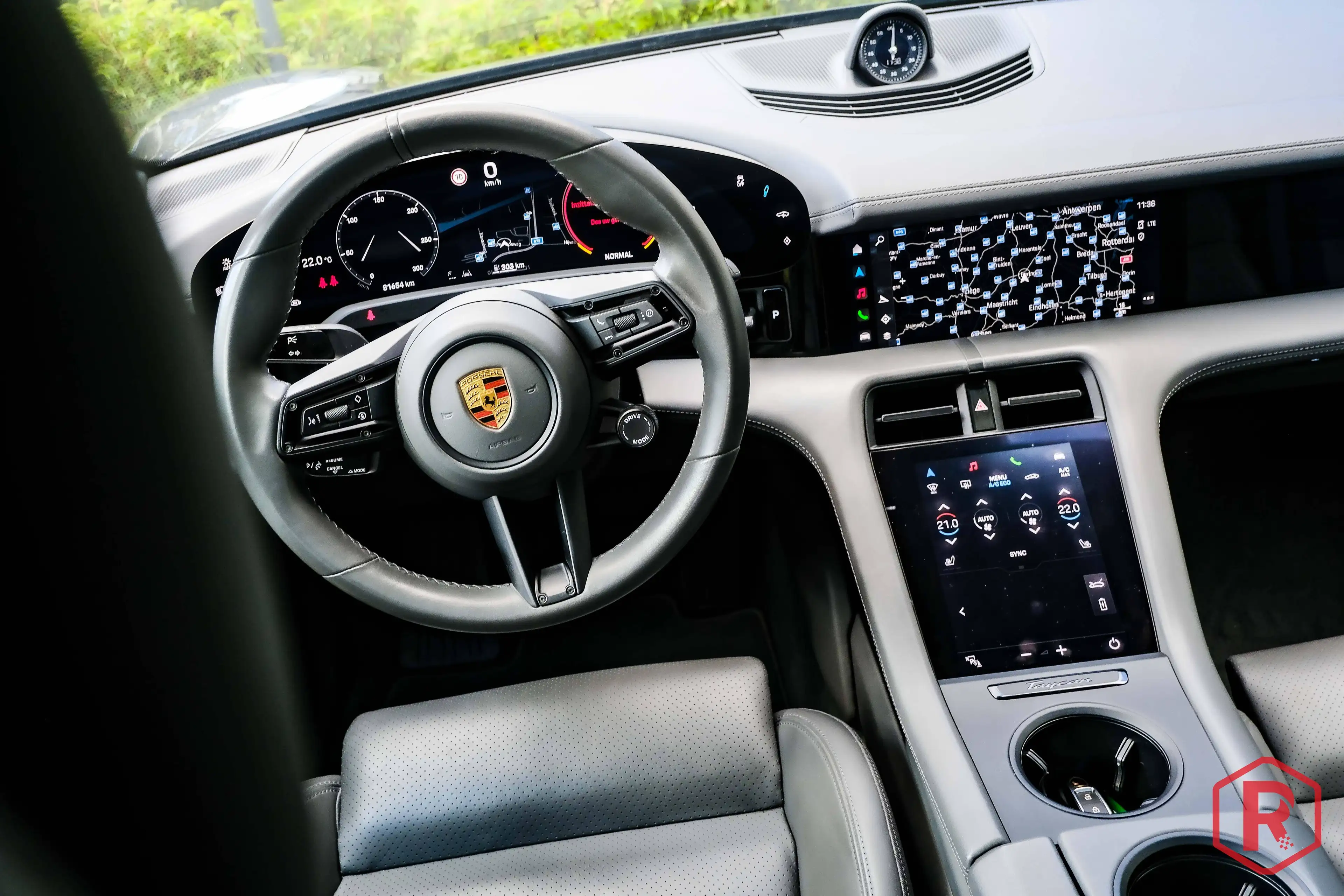 Porsche Taycan 4S Sport Chrono BOSE Matrix Luchtvering Garantie — photo 8