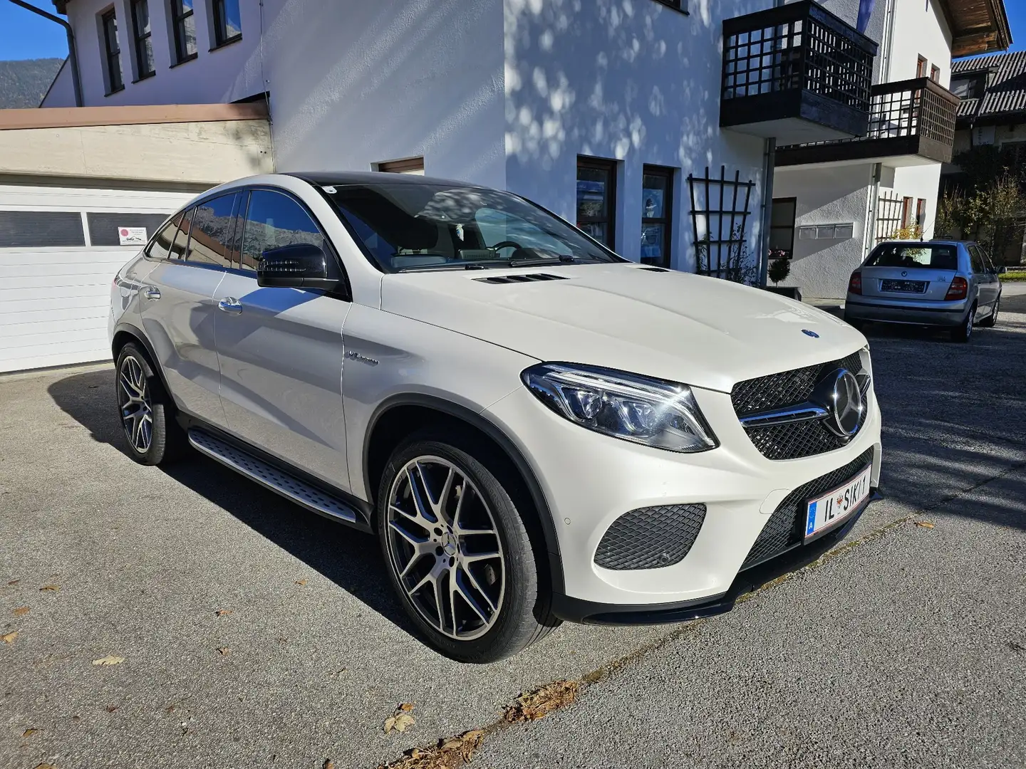 Mercedes-Benz GLE 350 Massagesitze, Sternenhimmel, Sound Generator - 2