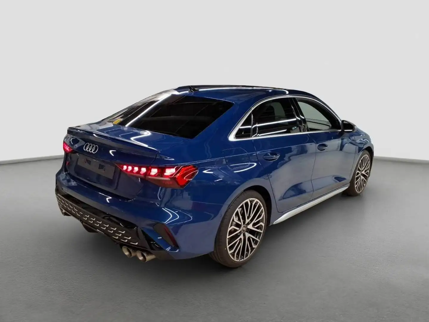 Audi S3 TFSI*AKRAPOVIC*NAVI-PLUS*KAMERA*HUD Blau - 2