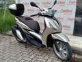 Piaggio Beverly 400 BEVERLY 400 HPE ANNO 2023 9.400 KM Beige - thumbnail 1