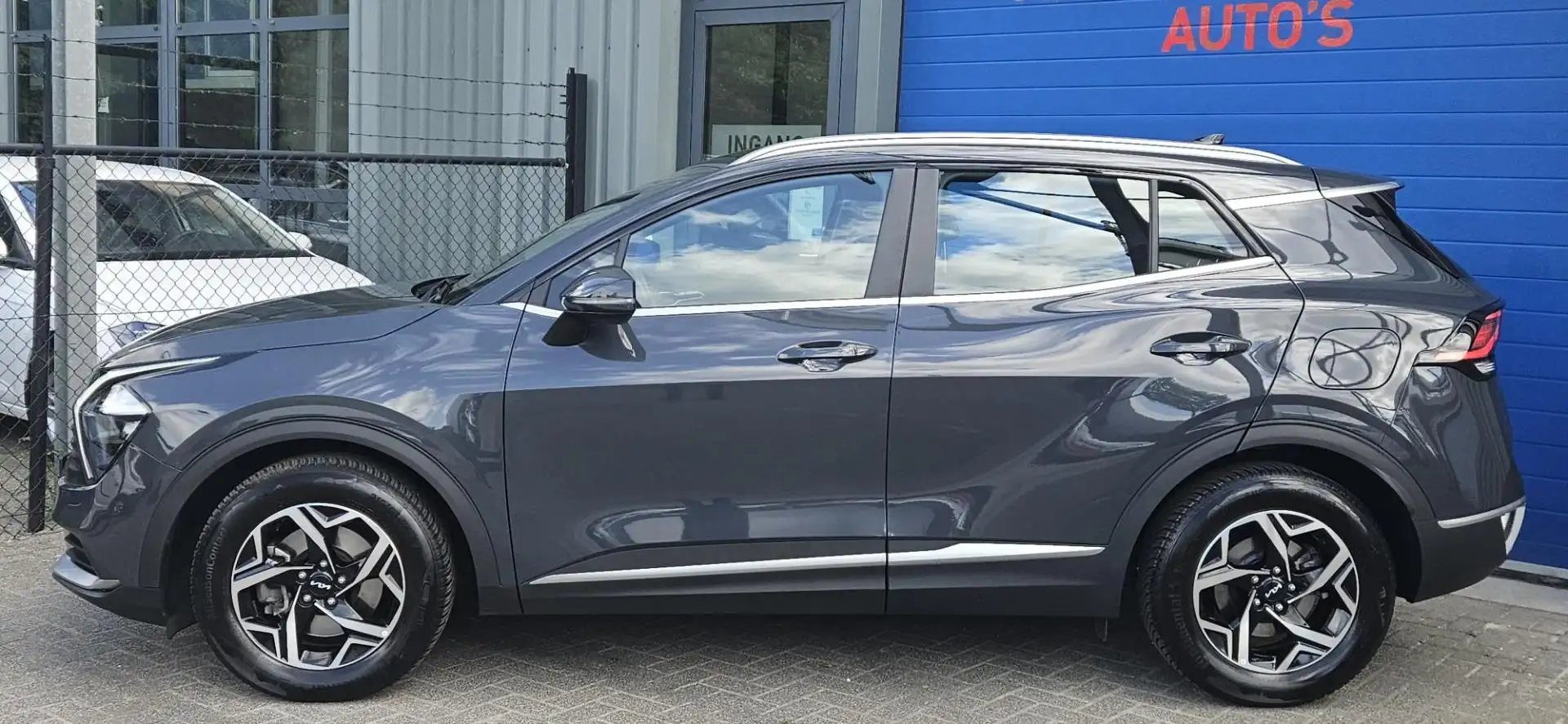 Kia Sportage 1.6 T-GDi 150PK Carplay® Cruise Camera Clima Bi-LE Grijs - 2