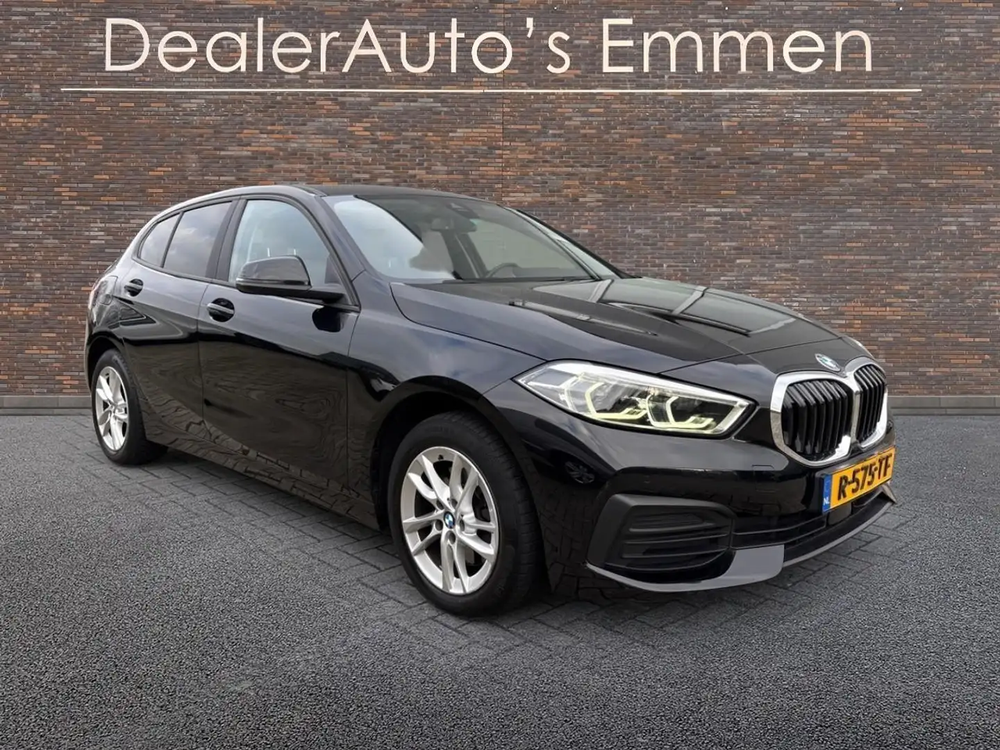BMW 116 1-serie 116i High Executive Panoramadak Zwart - 1
