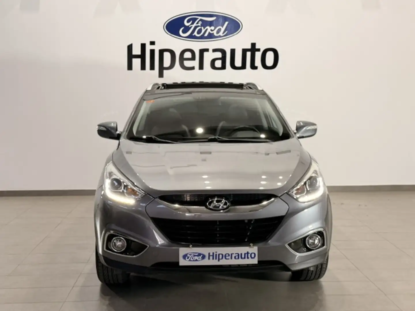 Hyundai iX35 1.7CRDI Tecno Star Sky 4x2 Gris - 2