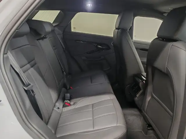 Land Rover Range Rover Evoque view 5