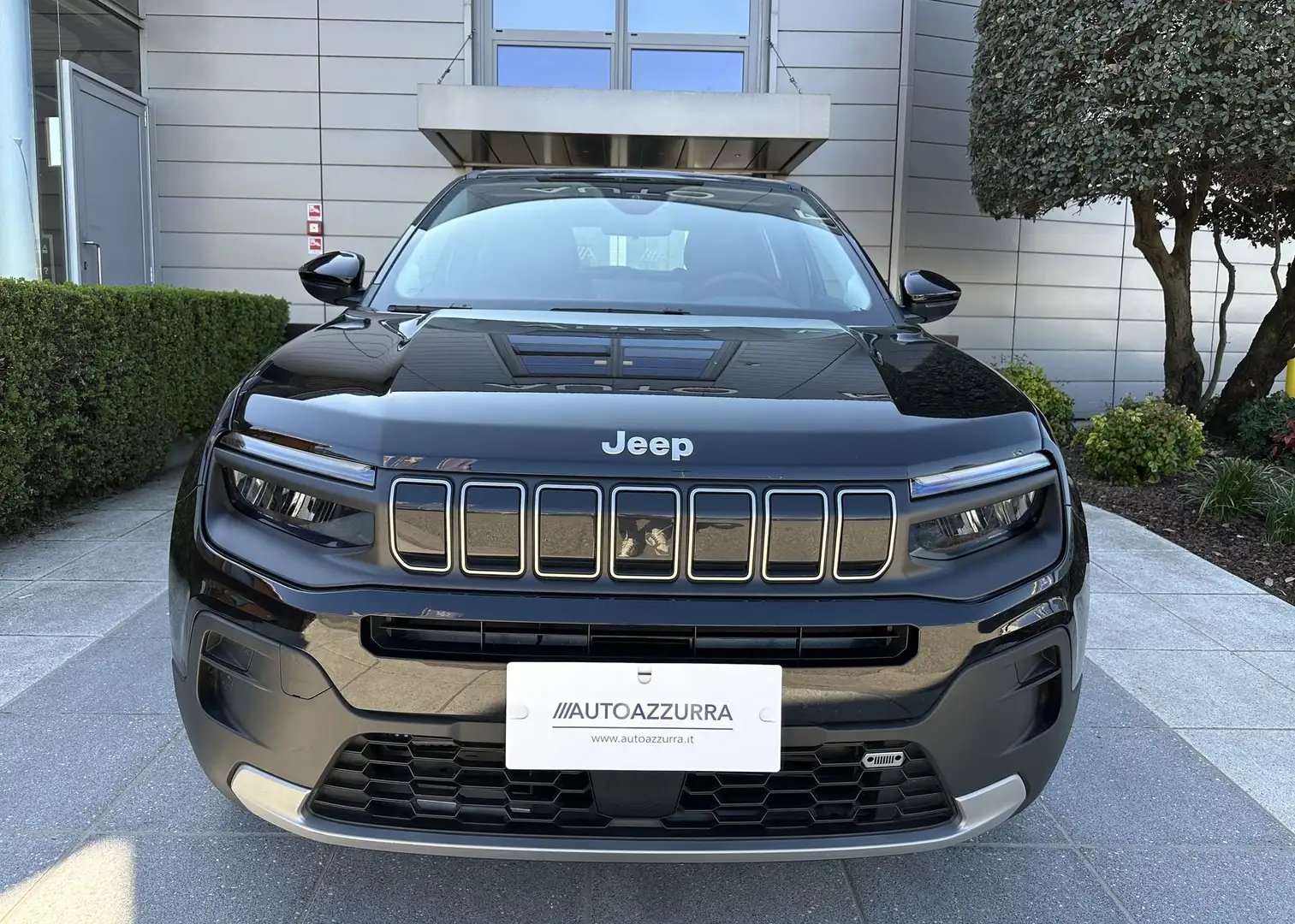 Jeep Avenger 1.2 Turbo Altitude *PROMO AZZURRA* Zwart - 2