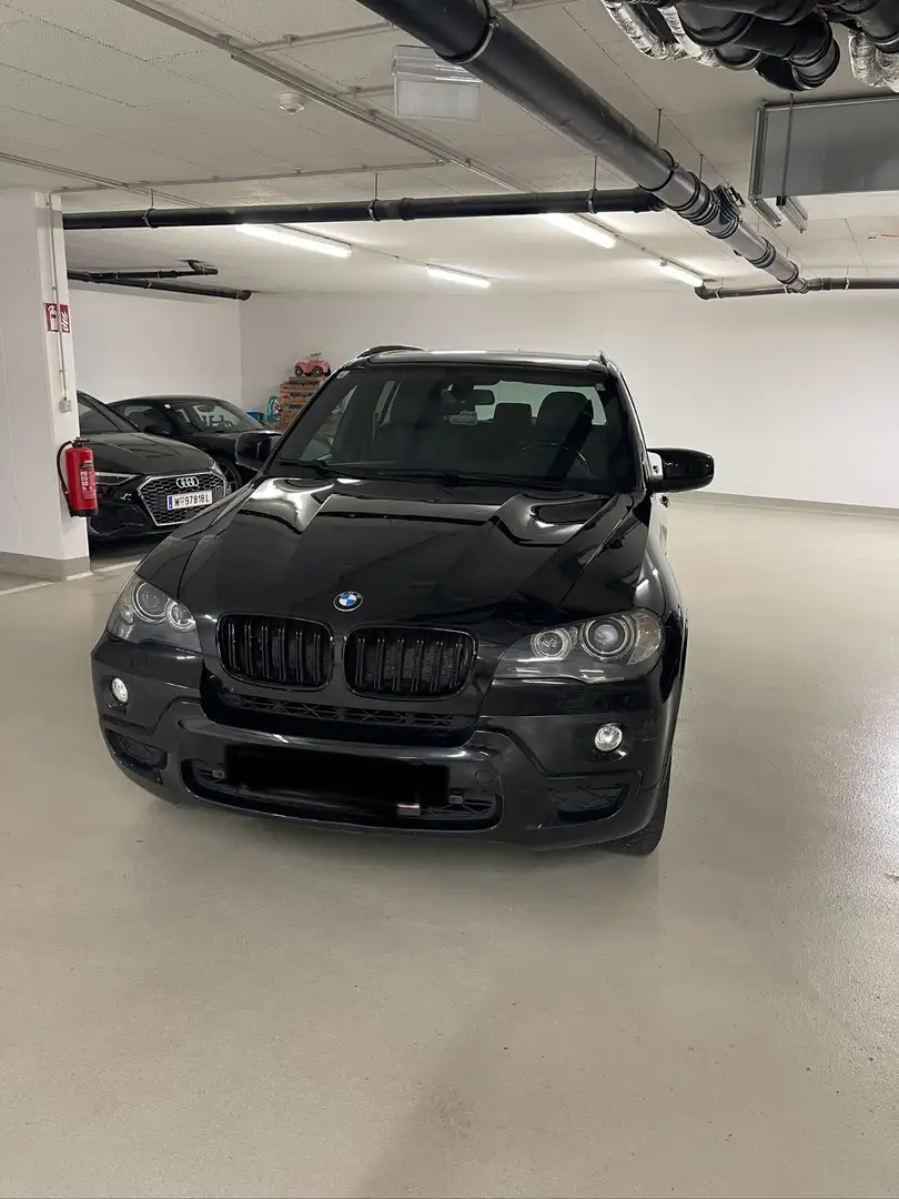 BMW X5 xDrive35d Aut. M-Paket ab Werk außen und innen Schwarz - 1
