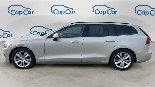 Volvo V60 view 2