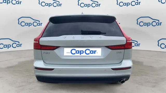 Volvo V60 view 3