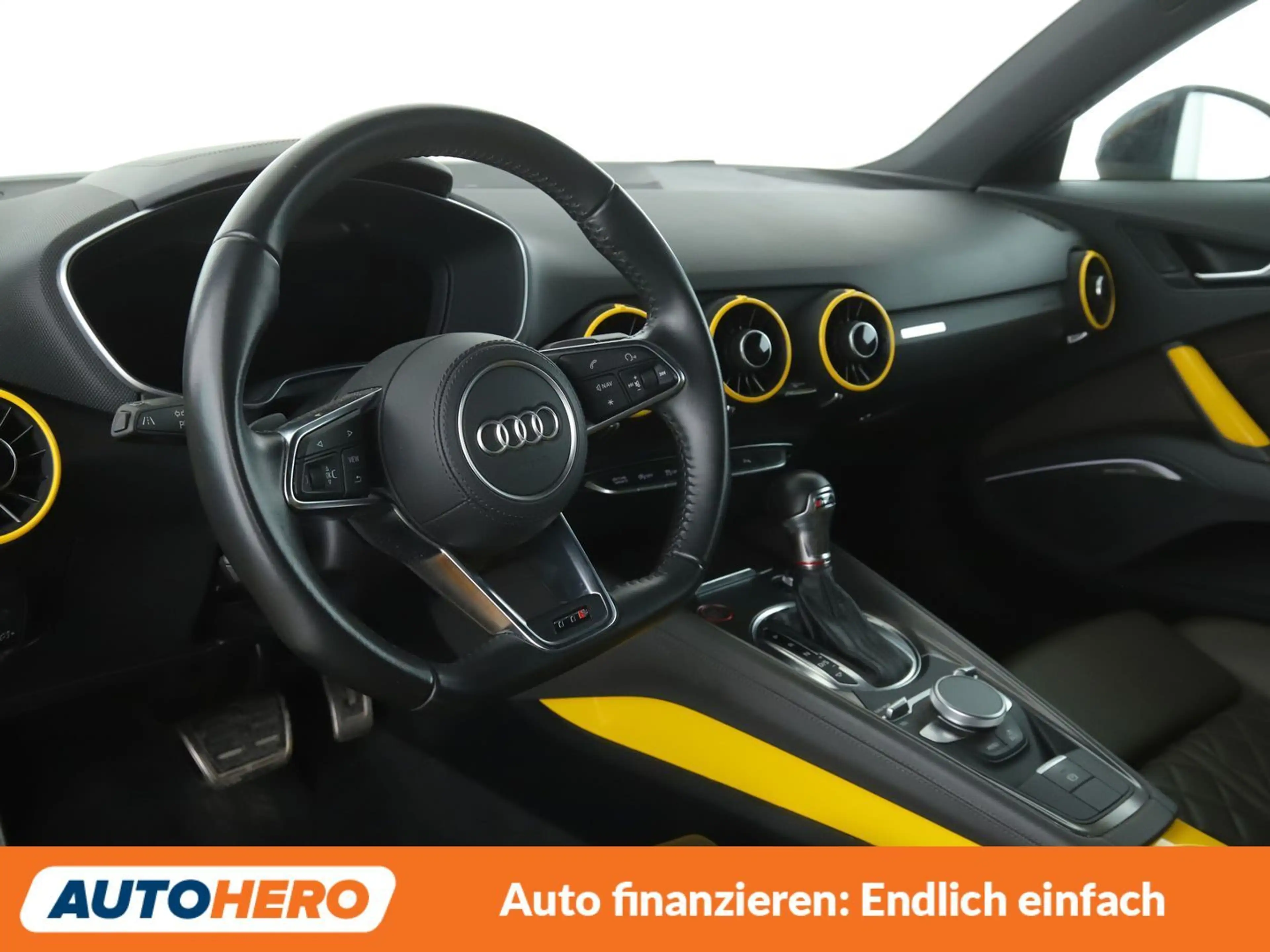 Audi TTS 2.0 TFSI quattro Coupe Aut.*NAVI*LED*TEMPO* — photo 10