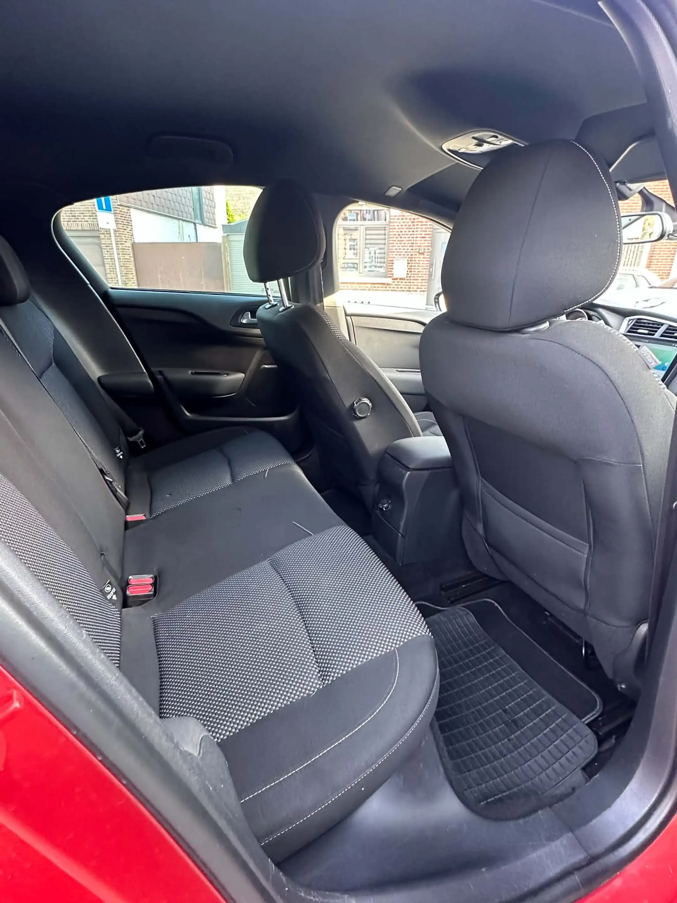 DS Automobiles DS 4 Crossback DS 4 Crossback 1.6 BlueHDi Business GPS S — photo 8