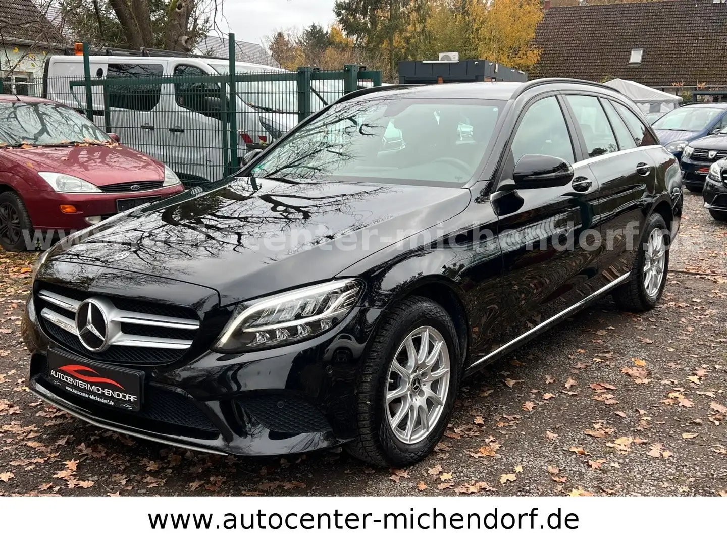 Mercedes-Benz C 200 d T-Modell*Scheckheft bei MB*1.Hand Schwarz - 1